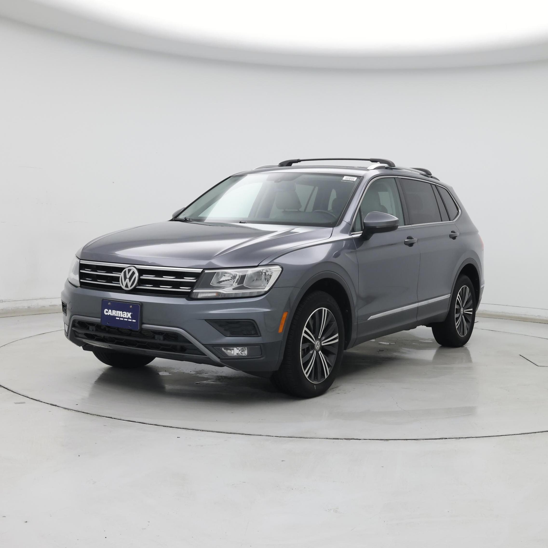 Thumbnail: 2019 Volkswagen Tiguan - 4