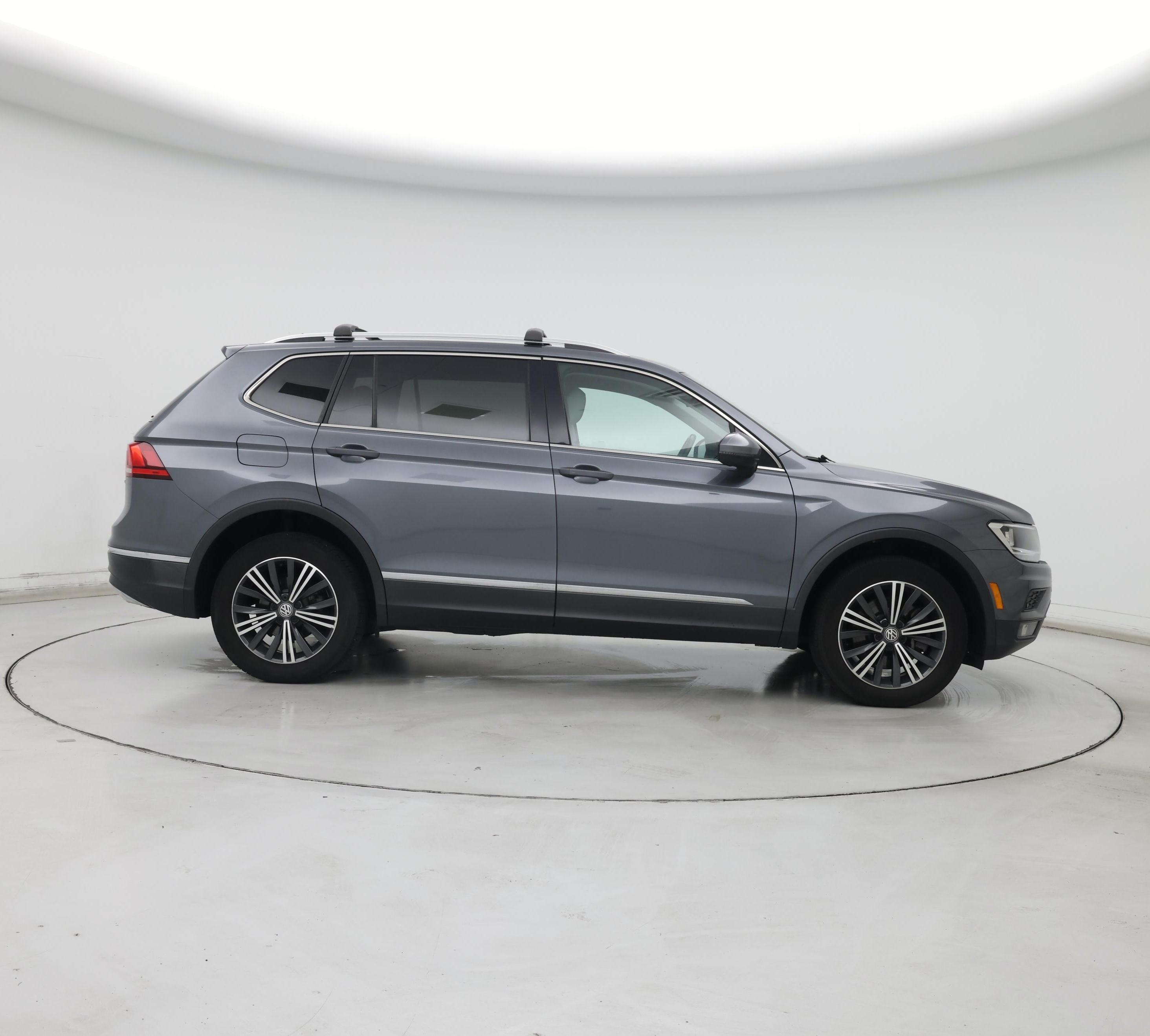 Thumbnail: 2019 Volkswagen Tiguan - 7