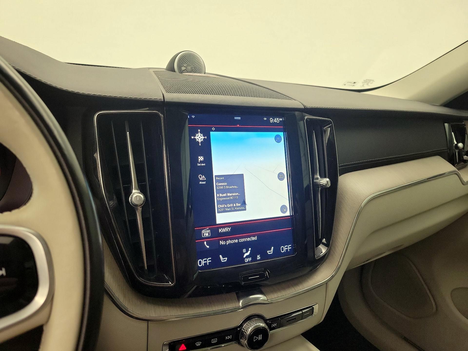 Thumbnail: 2018 Volvo XC60 - 14