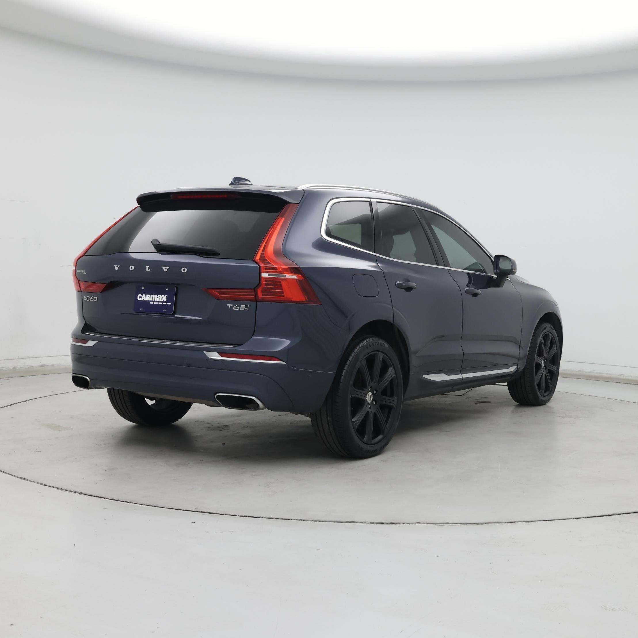 Thumbnail: 2018 Volvo XC60 - 8