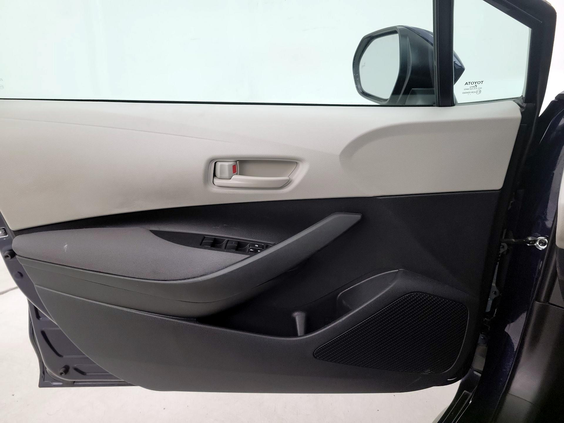 Thumbnail: 2022 Toyota Corolla - 12