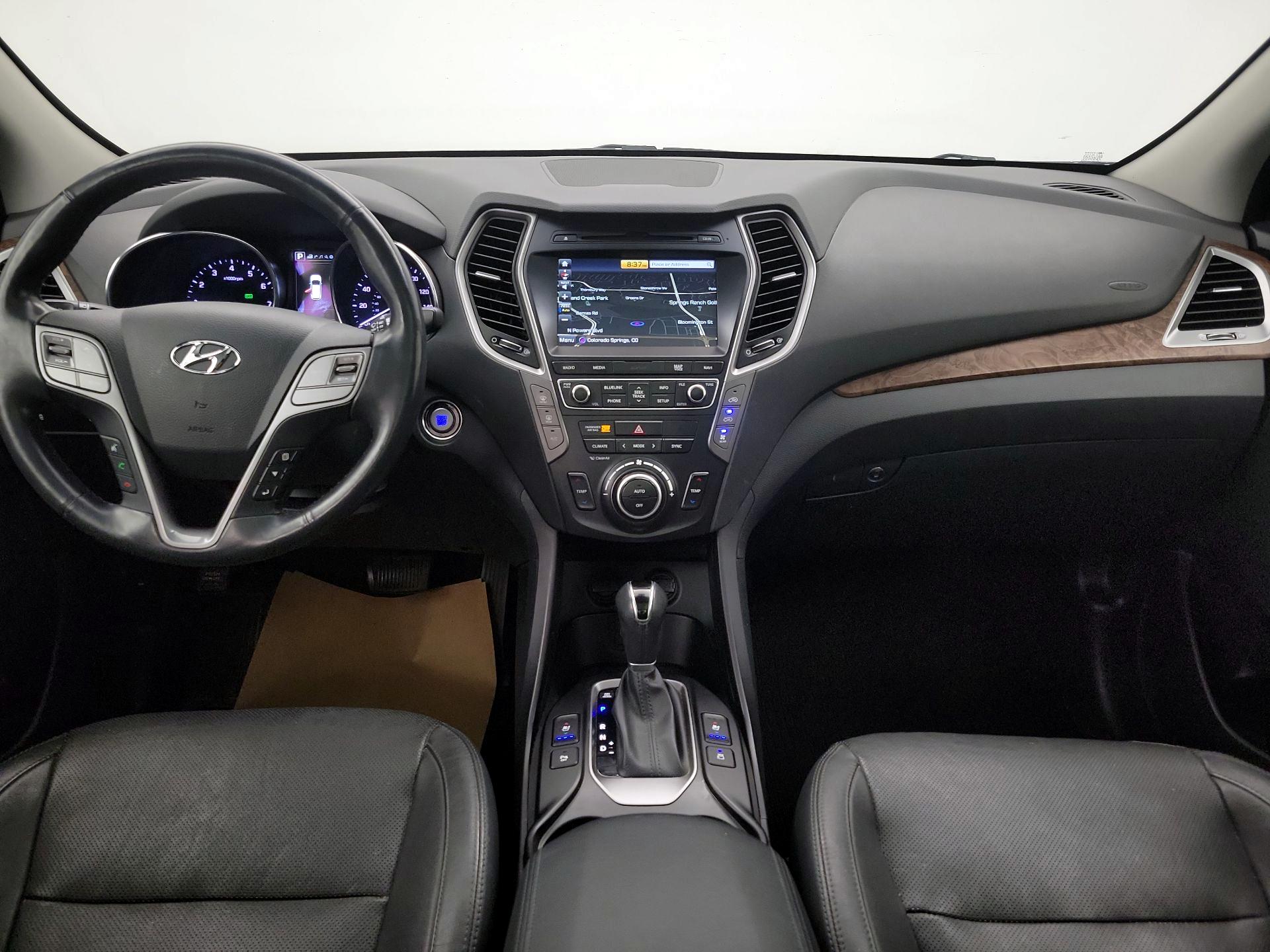 Thumbnail: 2017 Hyundai Santa Fe - 9