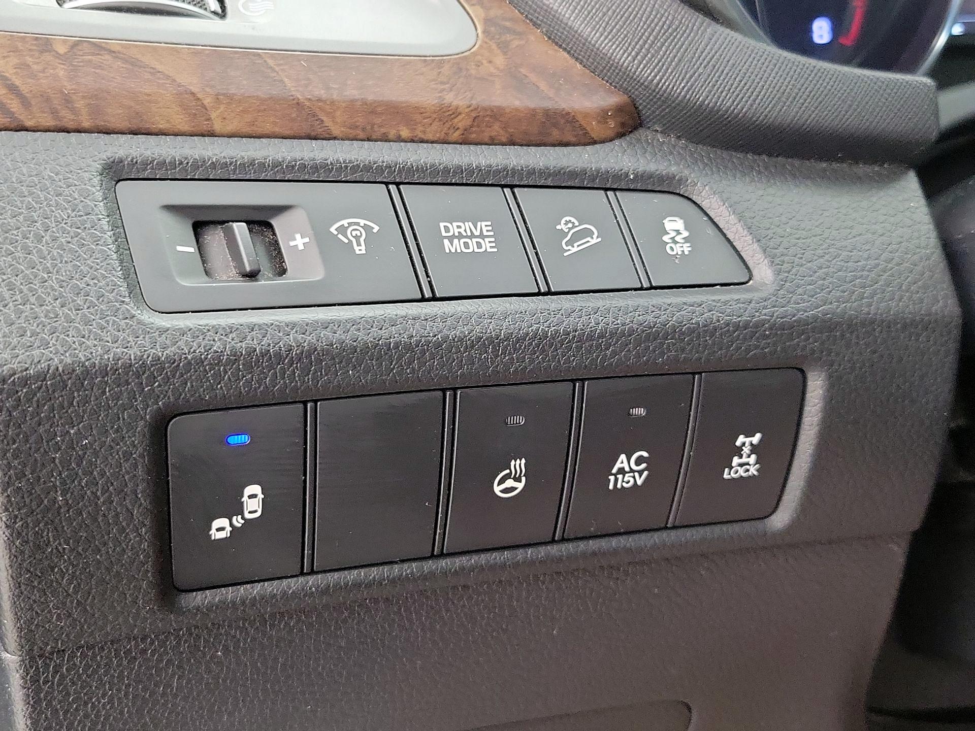 Thumbnail: 2017 Hyundai Santa Fe - 13