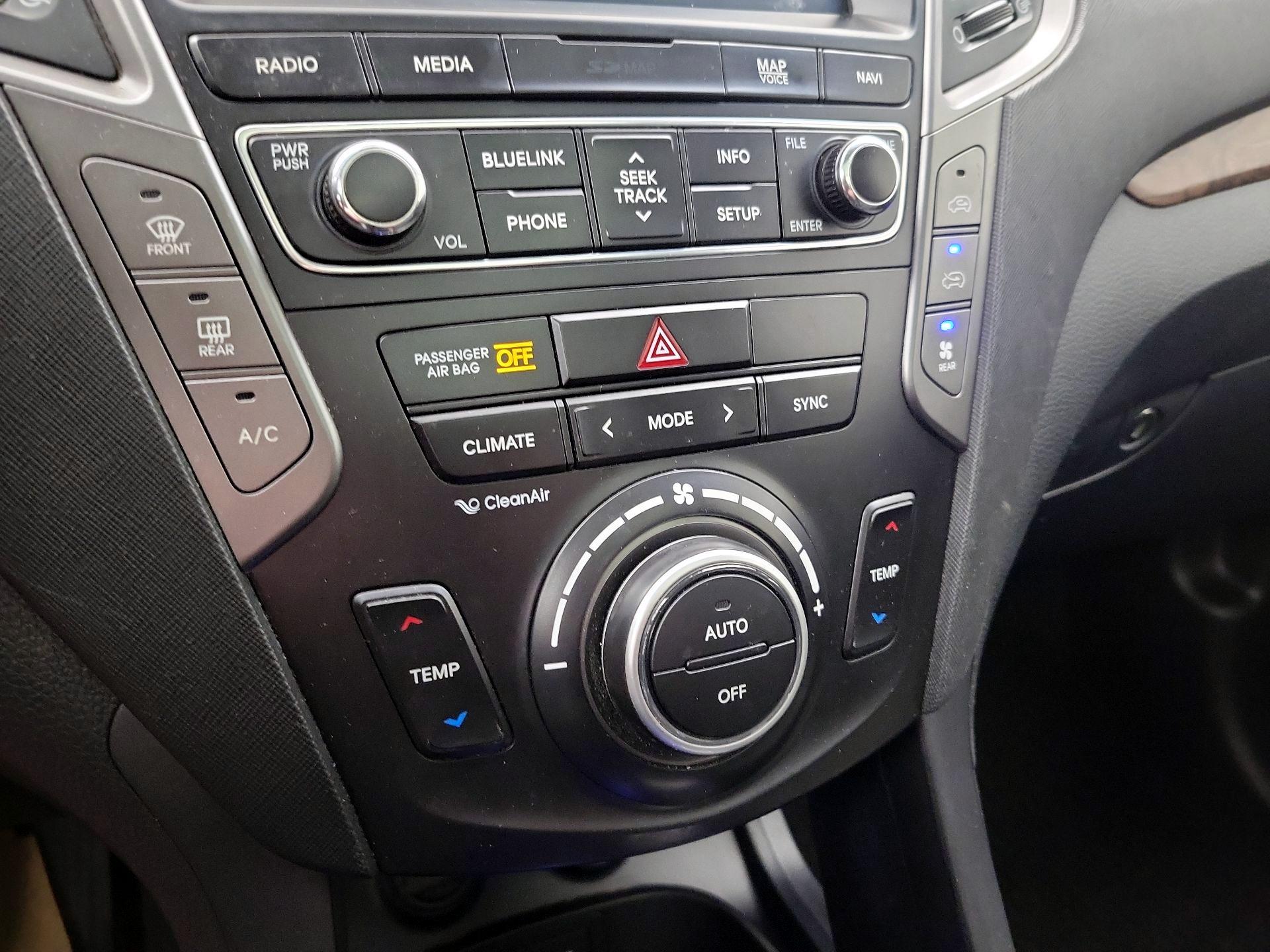 Thumbnail: 2017 Hyundai Santa Fe - 17