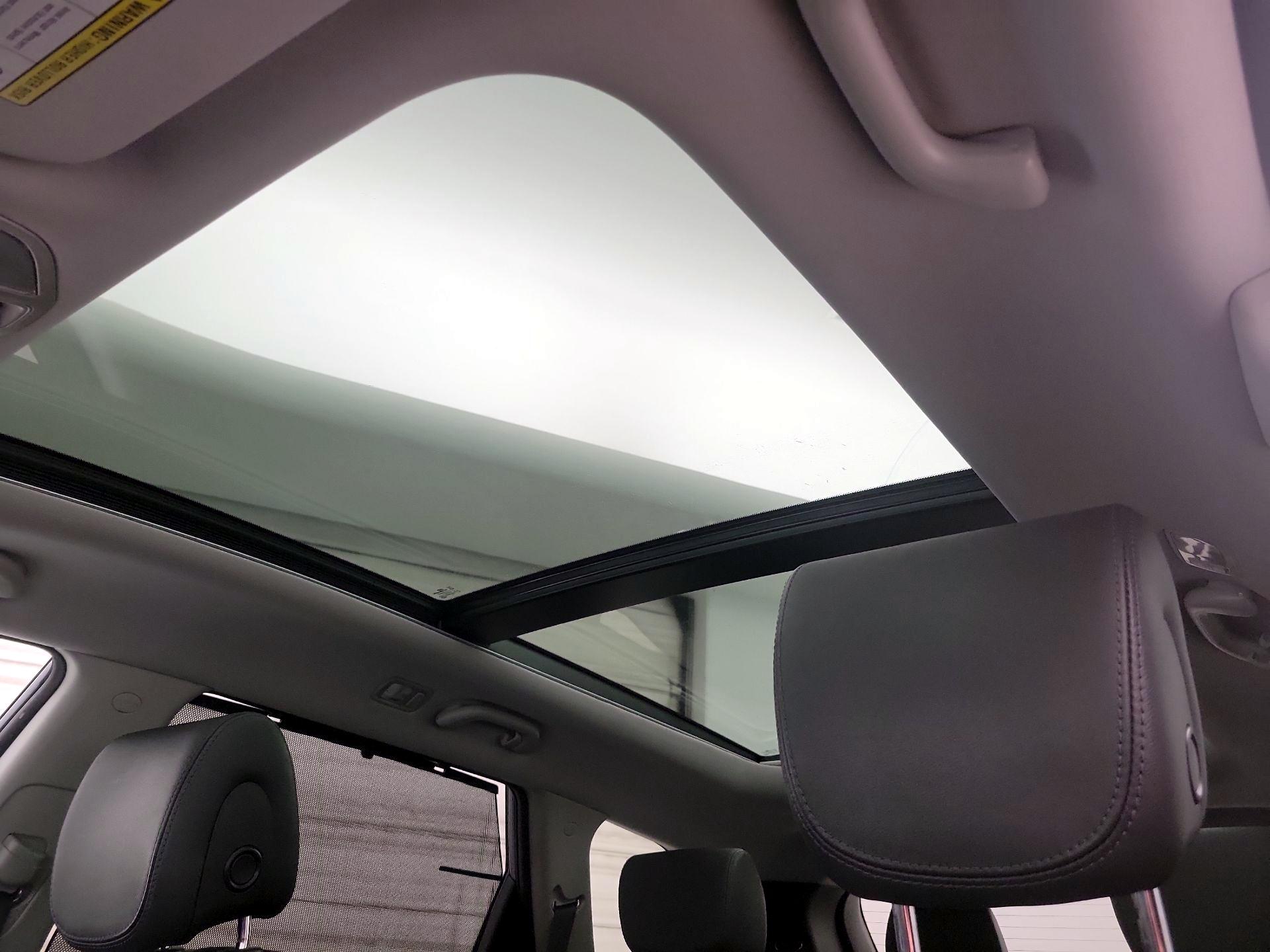 Thumbnail: 2017 Hyundai Santa Fe - 20