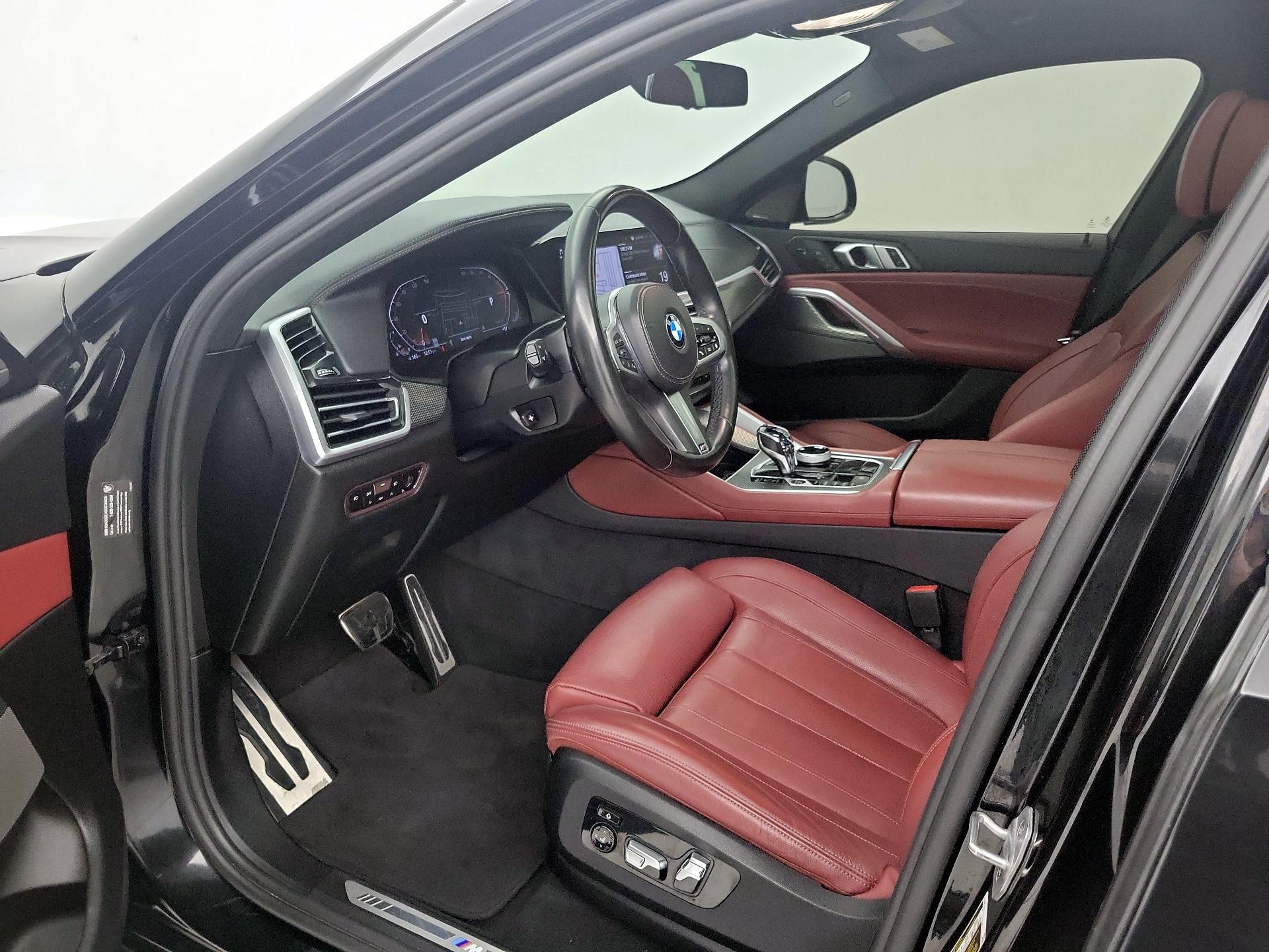 Thumbnail: 2021 BMW X6 - 11