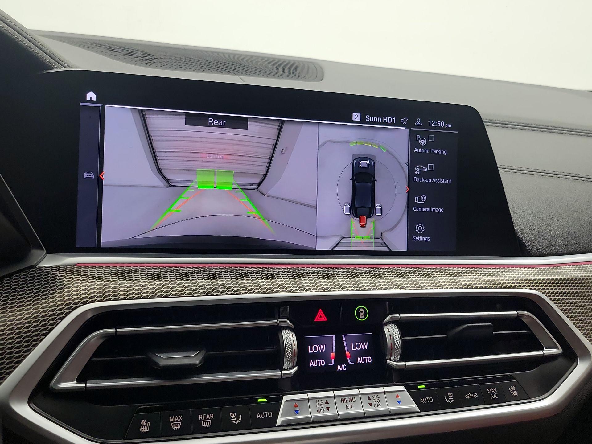 Thumbnail: 2021 BMW X6 - 15