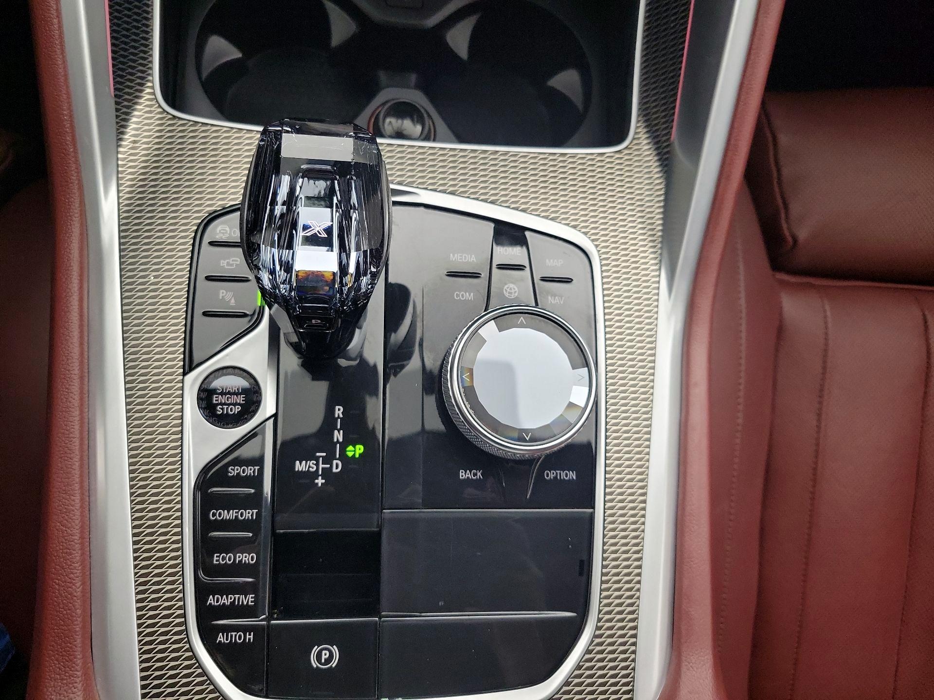 Thumbnail: 2021 BMW X6 - 18