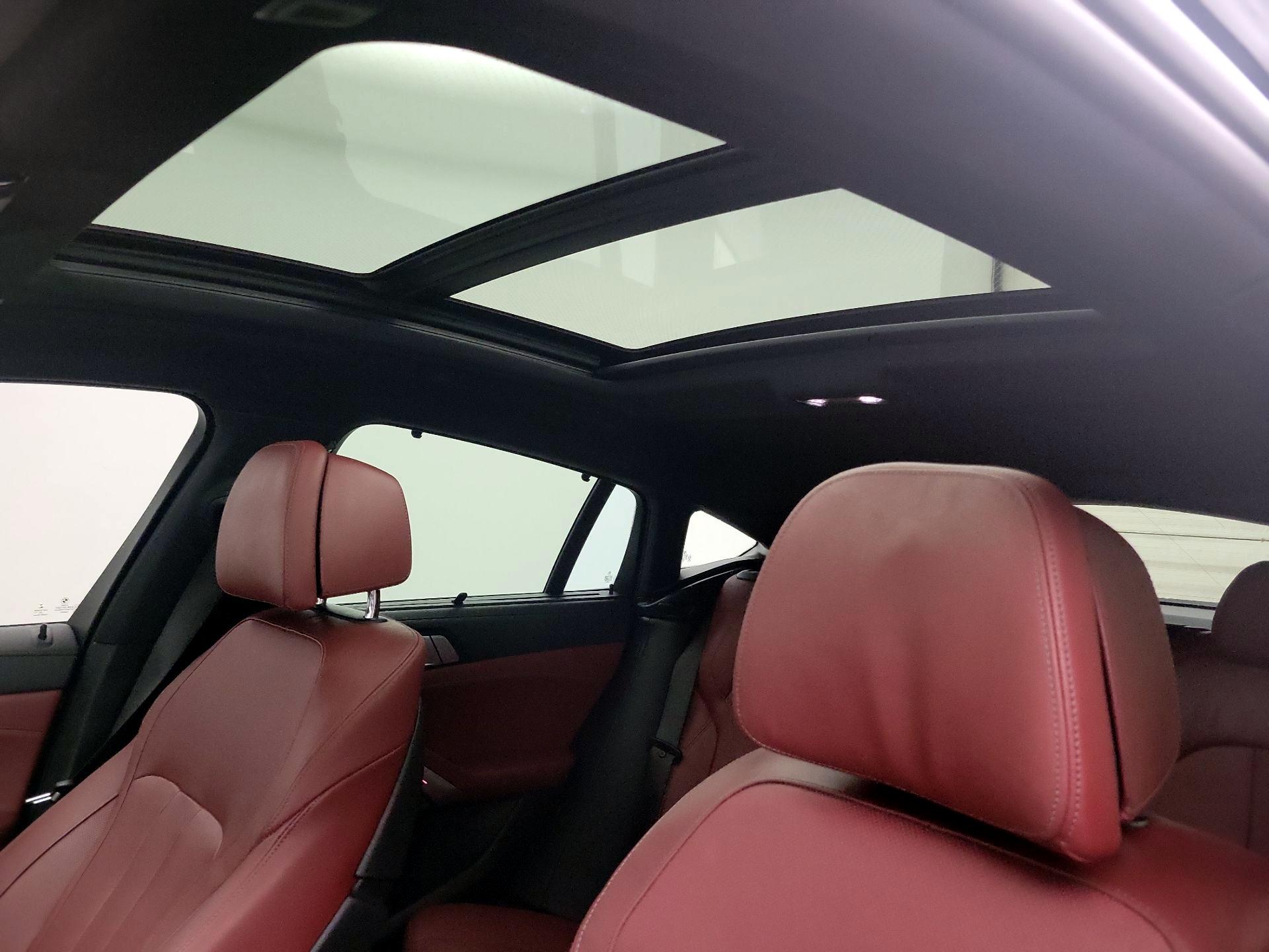 Thumbnail: 2021 BMW X6 - 20