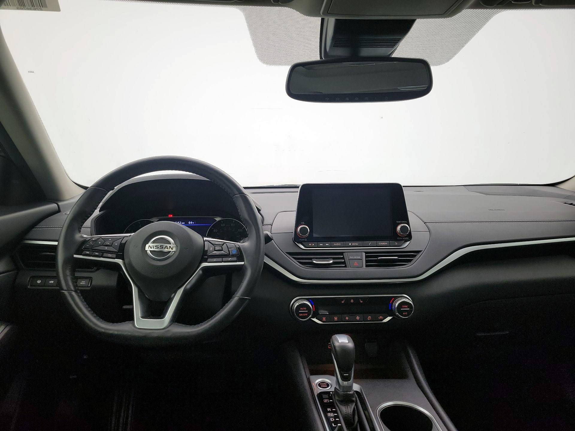 Thumbnail: 2019 Nissan Altima - 9