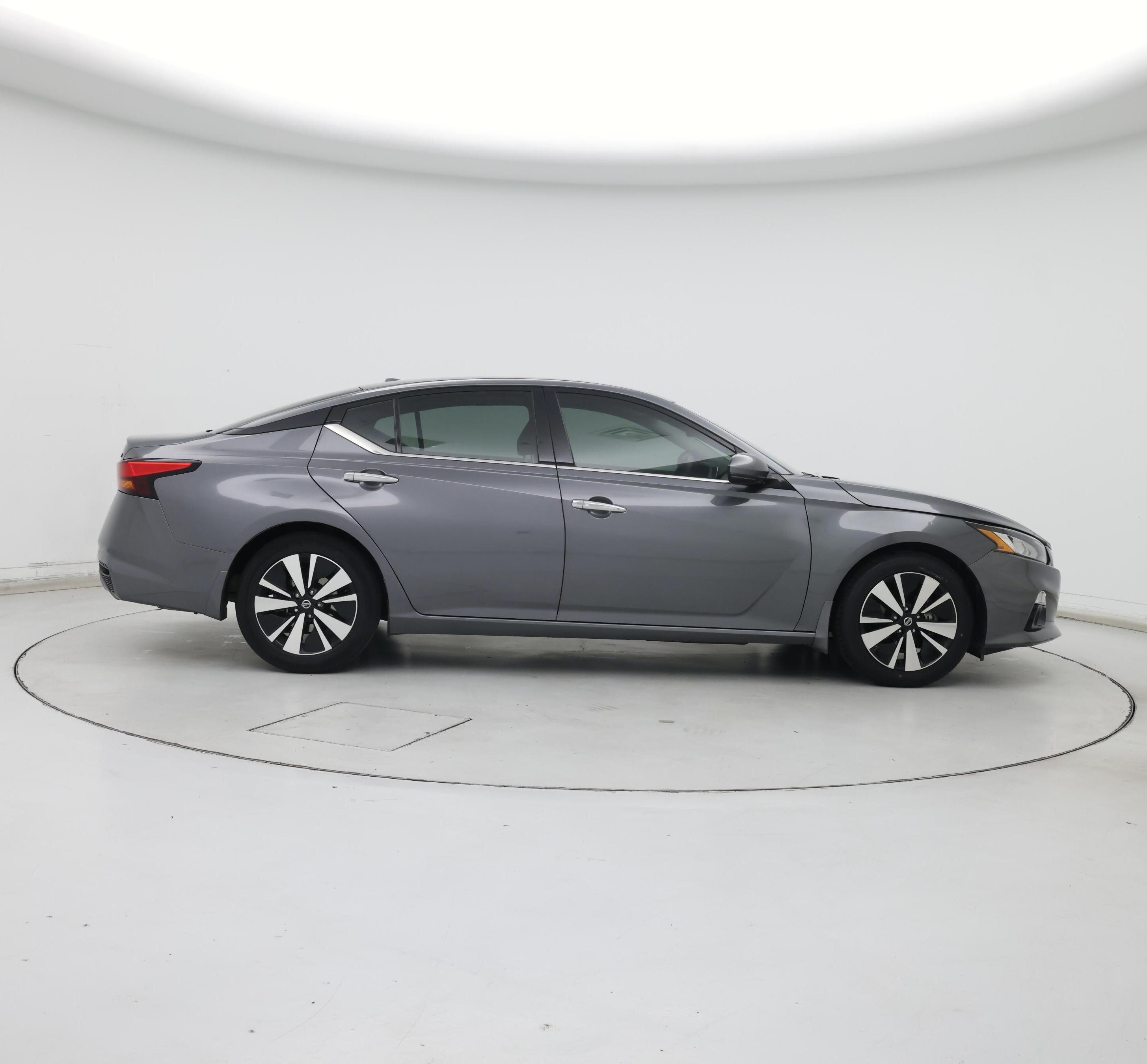 Thumbnail: 2019 Nissan Altima - 7