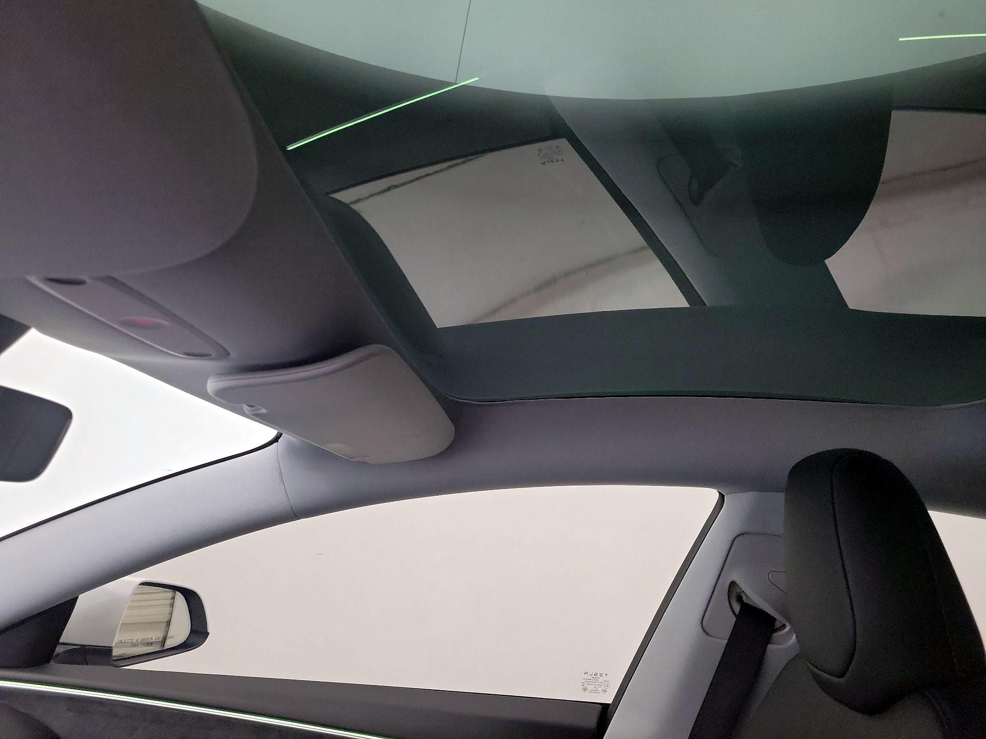 Thumbnail: 2025 Tesla Model 3 - 19