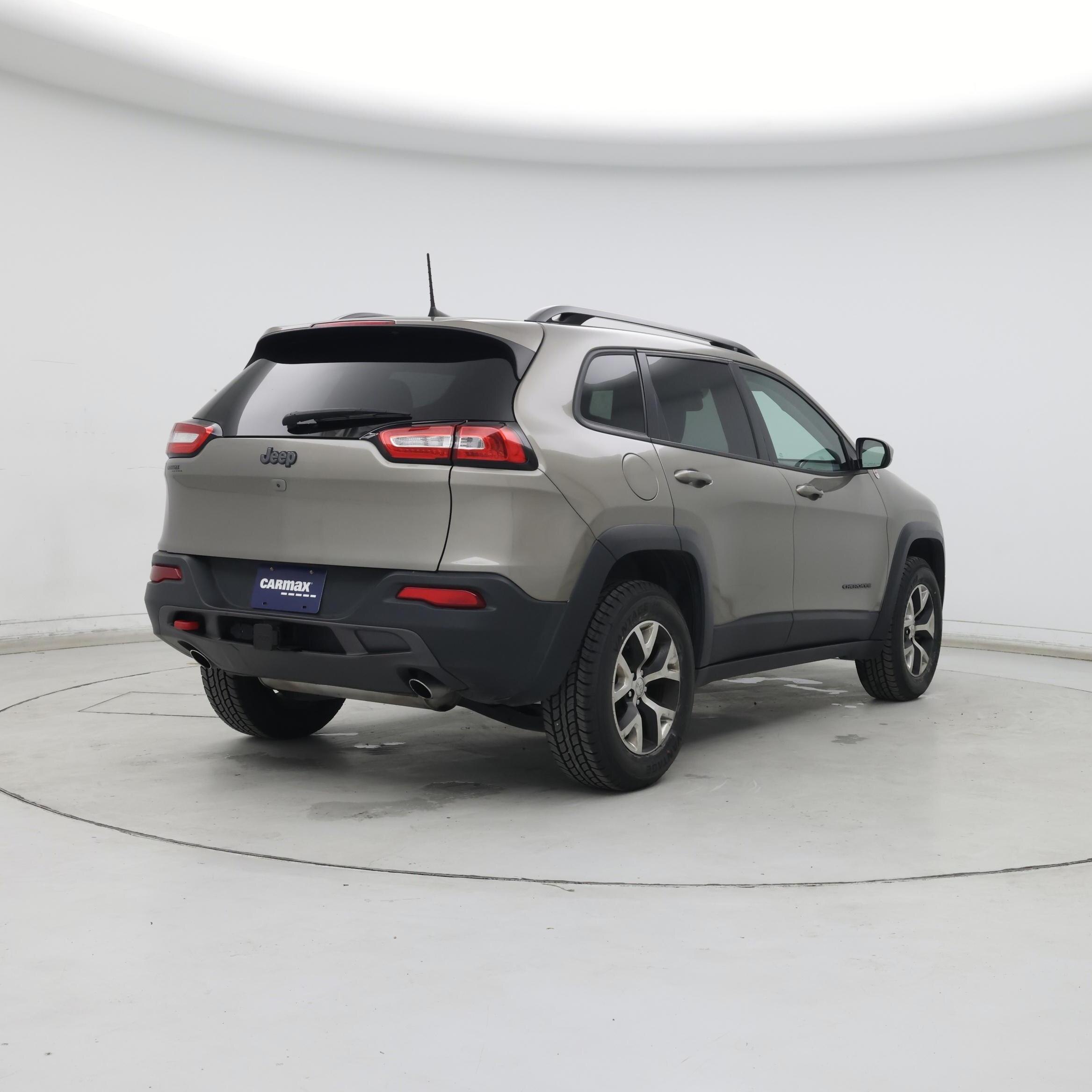 Thumbnail: 2017 Jeep Cherokee - 8