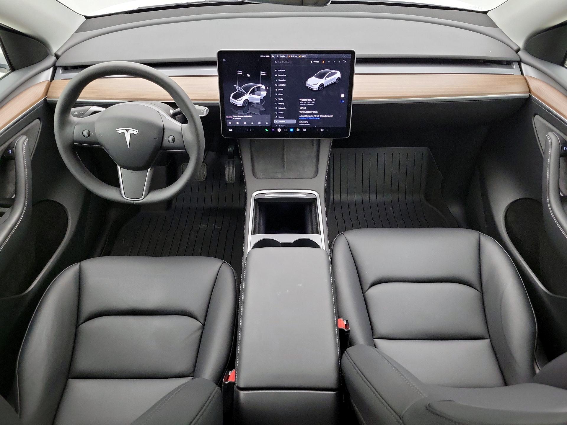 Thumbnail: 2024 Tesla Model Y - 9