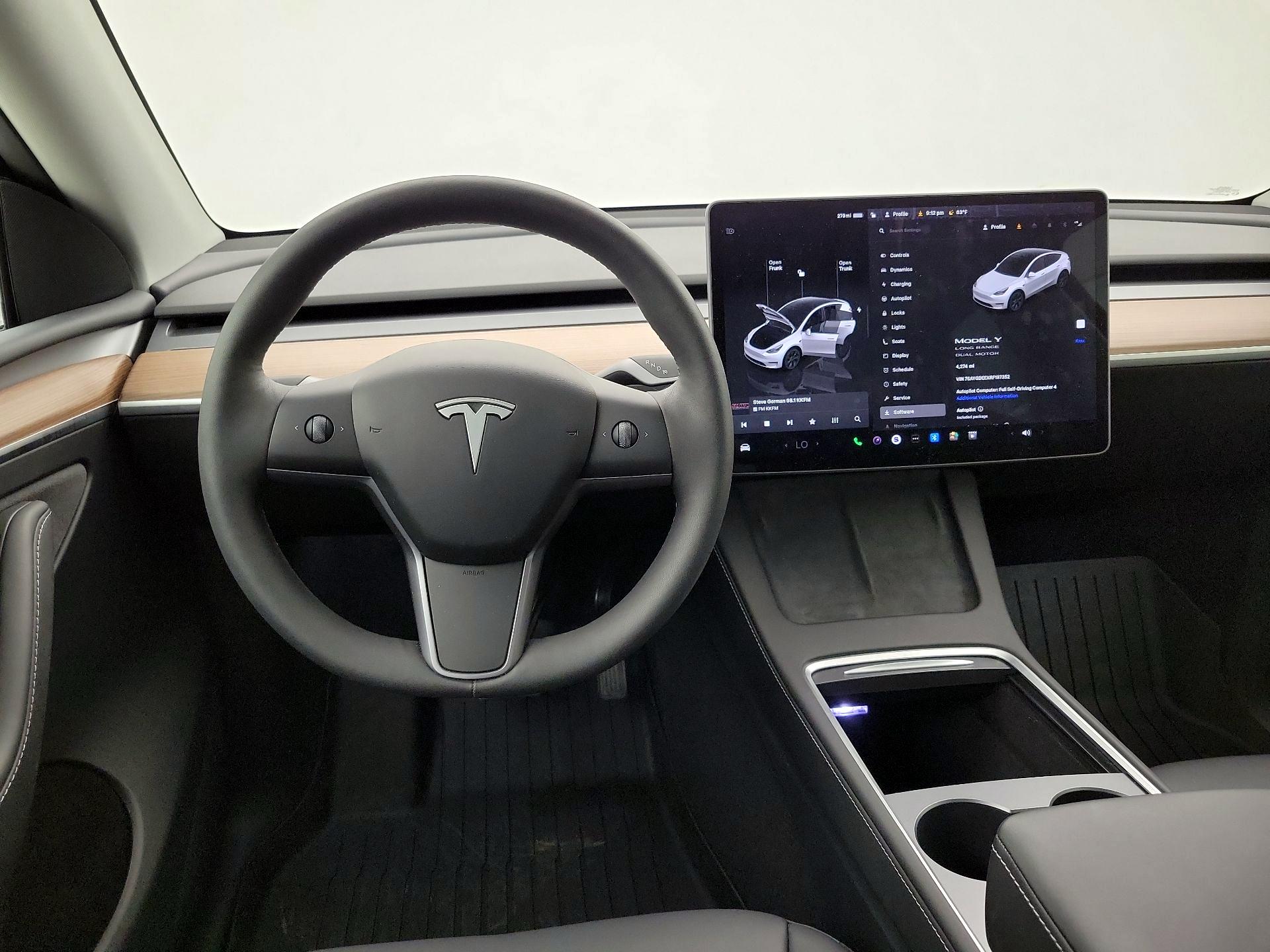 Thumbnail: 2024 Tesla Model Y - 10