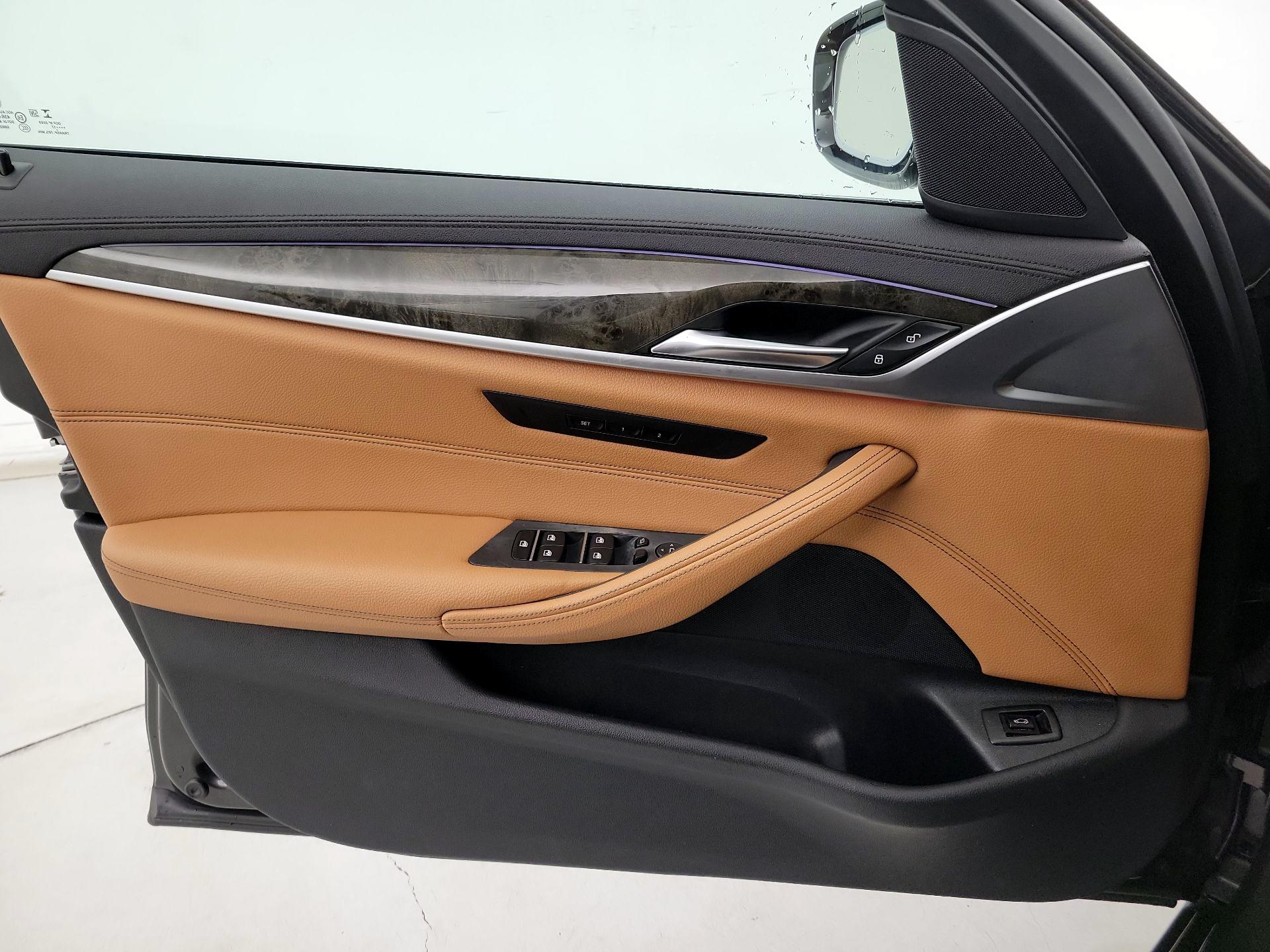 Thumbnail: 2017 BMW 5 Series - 12