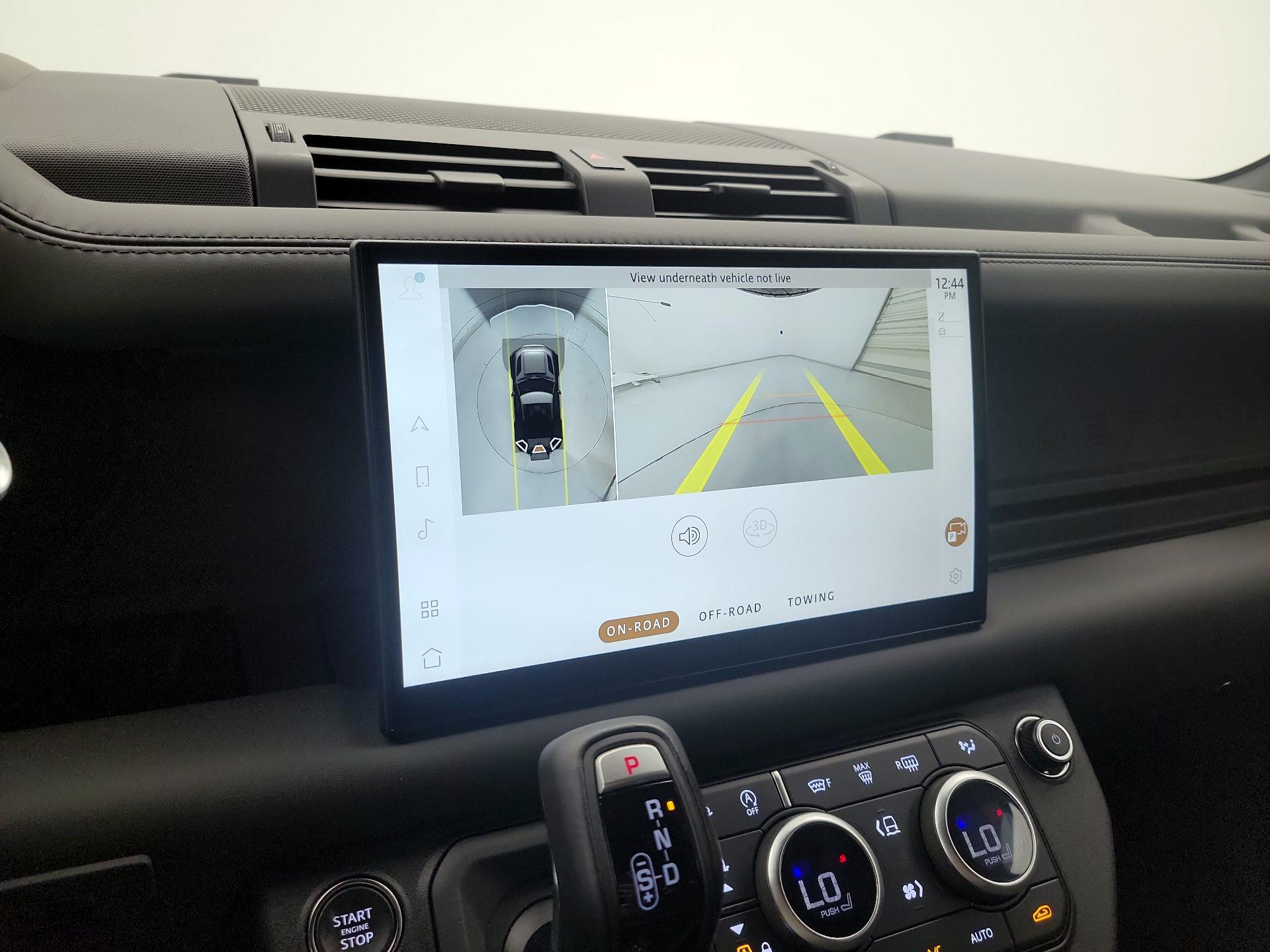 Thumbnail: 2023 Land Rover Defender - 15