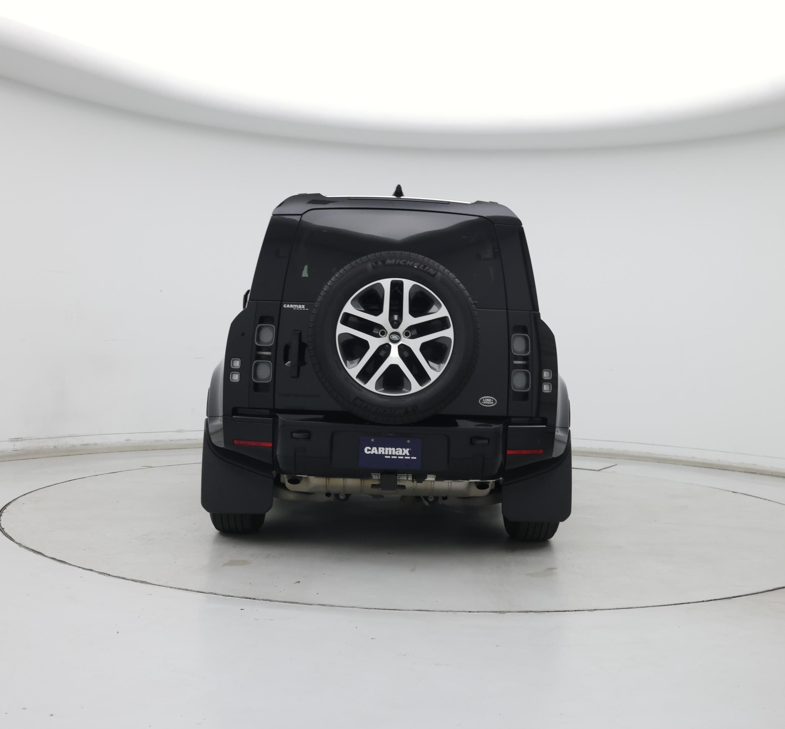 Thumbnail: 2023 Land Rover Defender - 6