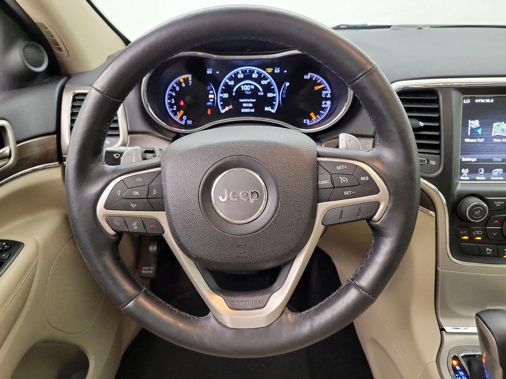 Thumbnail: 2017 Jeep Grand Cherokee - 10