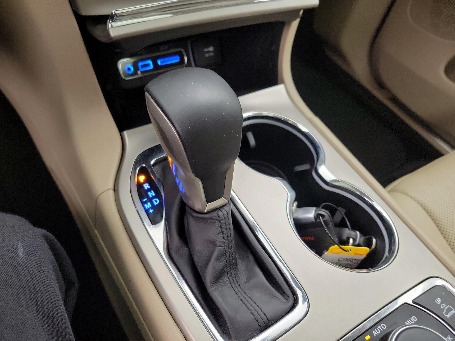 Thumbnail: 2017 Jeep Grand Cherokee - 18