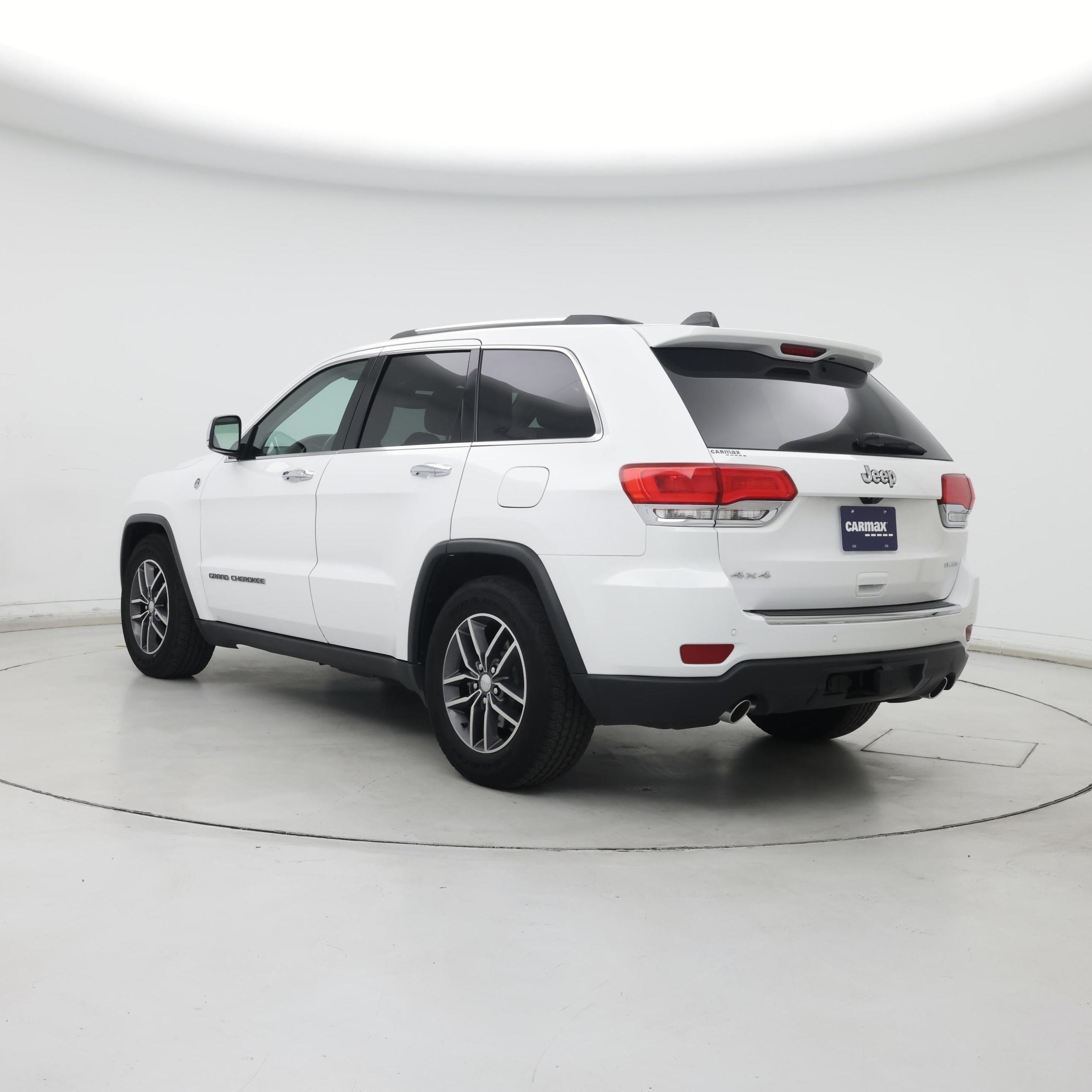 Thumbnail: 2017 Jeep Grand Cherokee - 2