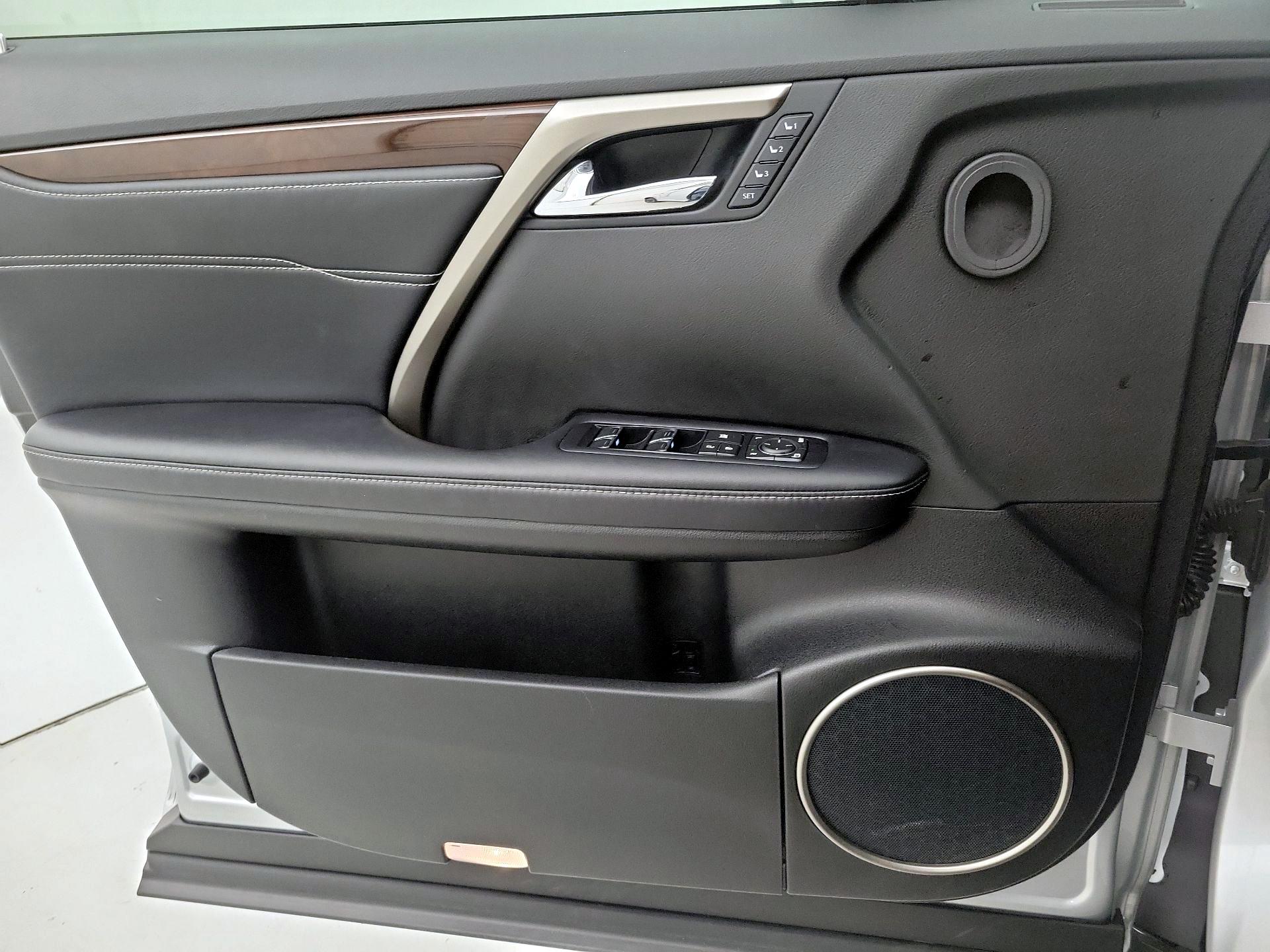 Thumbnail: 2016 Lexus RX - 12