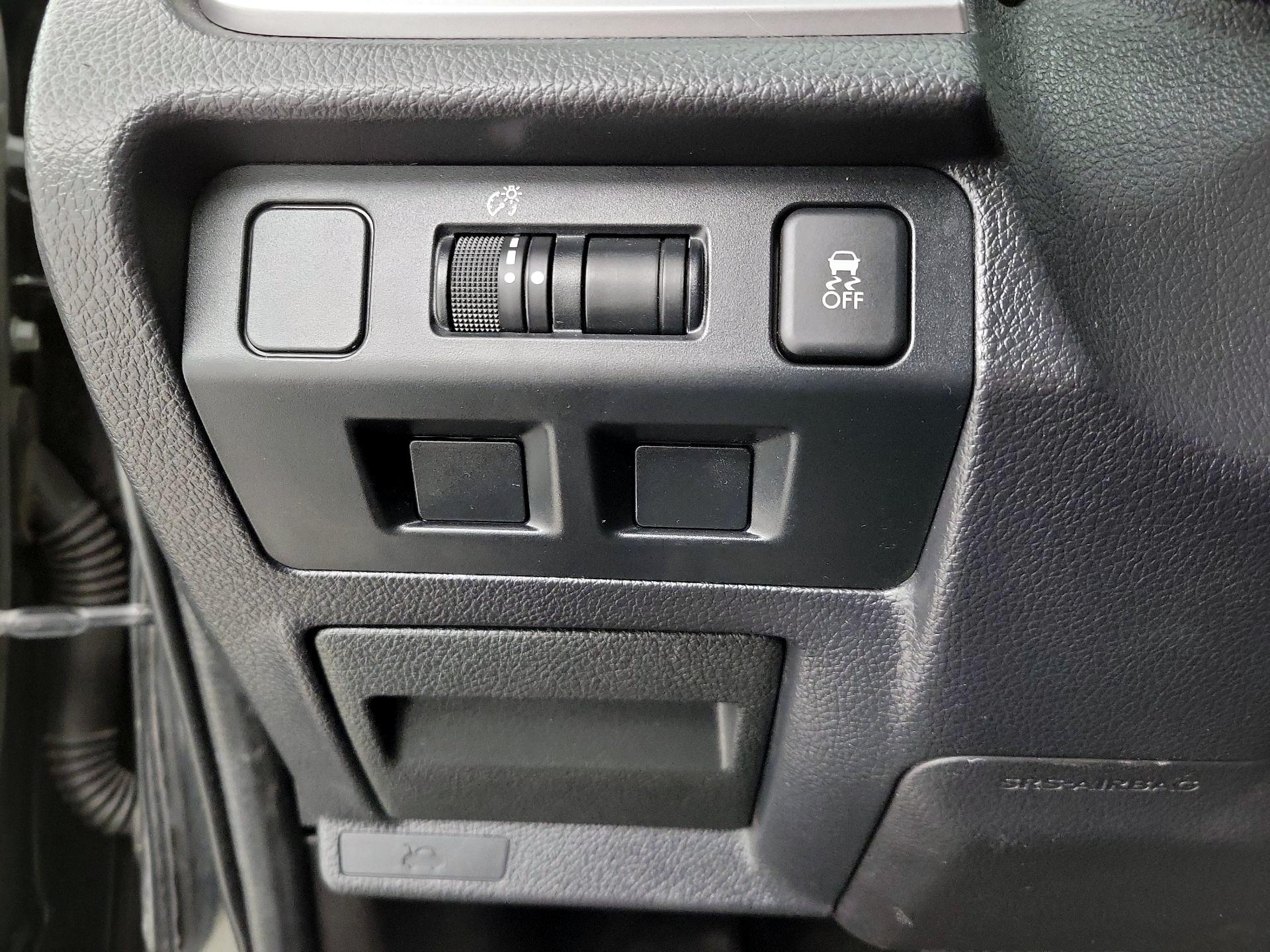 Thumbnail: 2017 Subaru Forester - 13