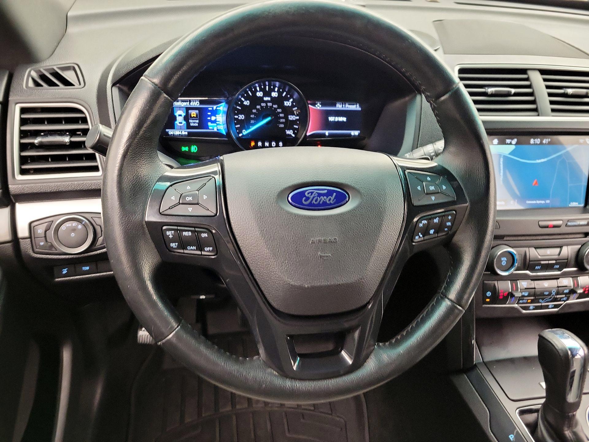 Thumbnail: 2017 Ford Explorer - 10
