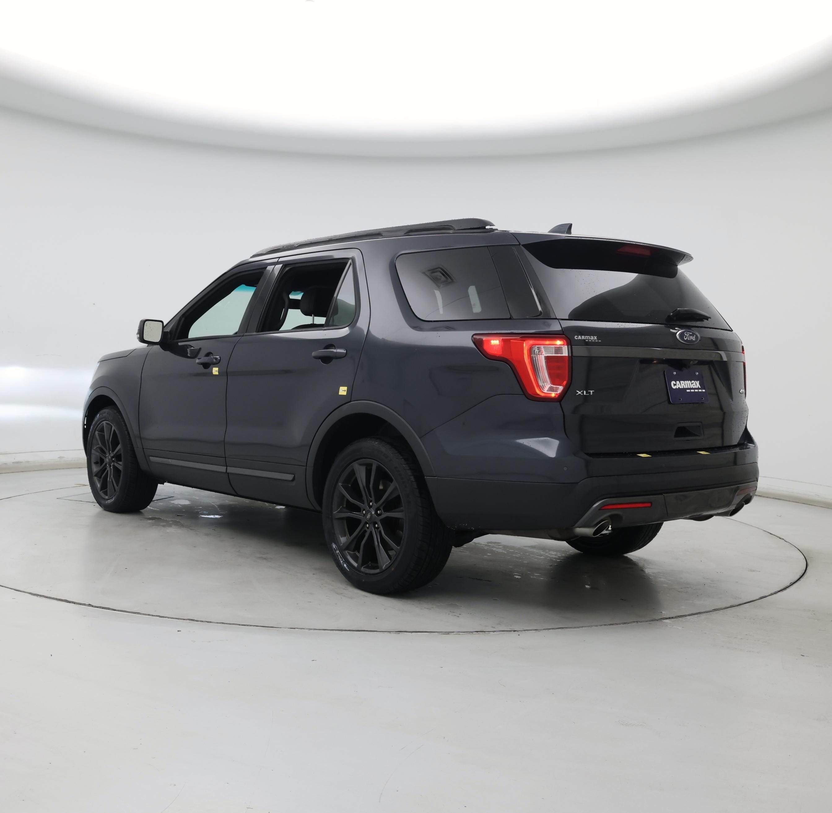Thumbnail: 2017 Ford Explorer - 2