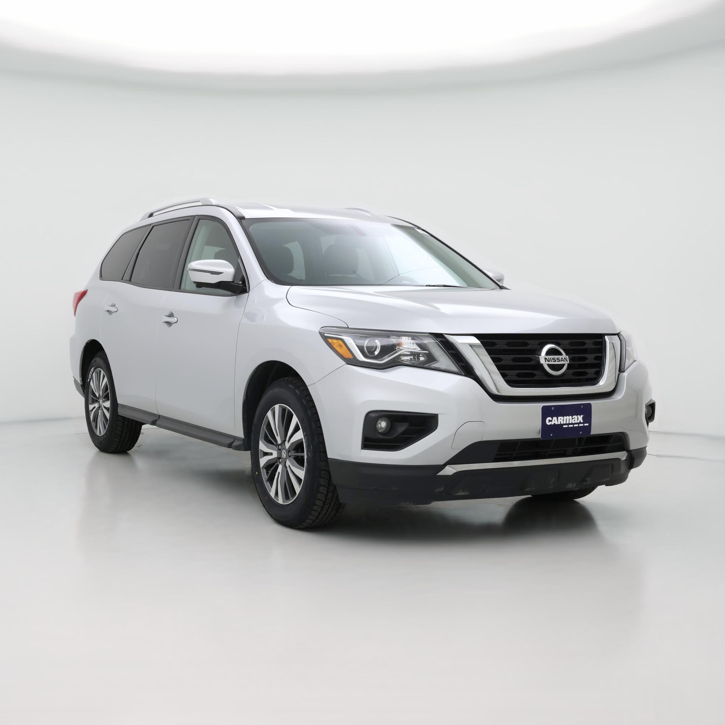Thumbnail: 2017 Nissan Pathfinder - 1