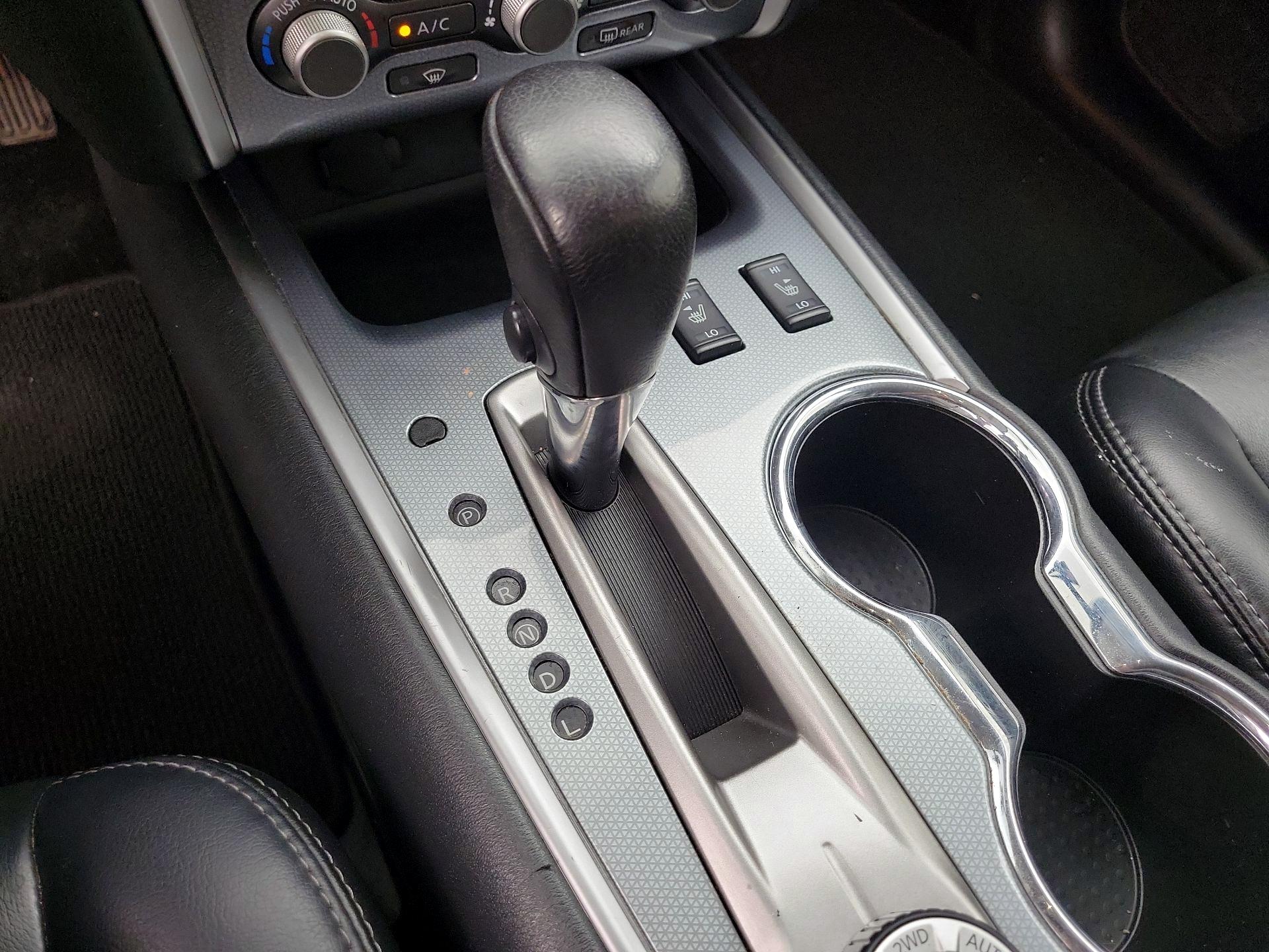 Thumbnail: 2017 Nissan Pathfinder - 17