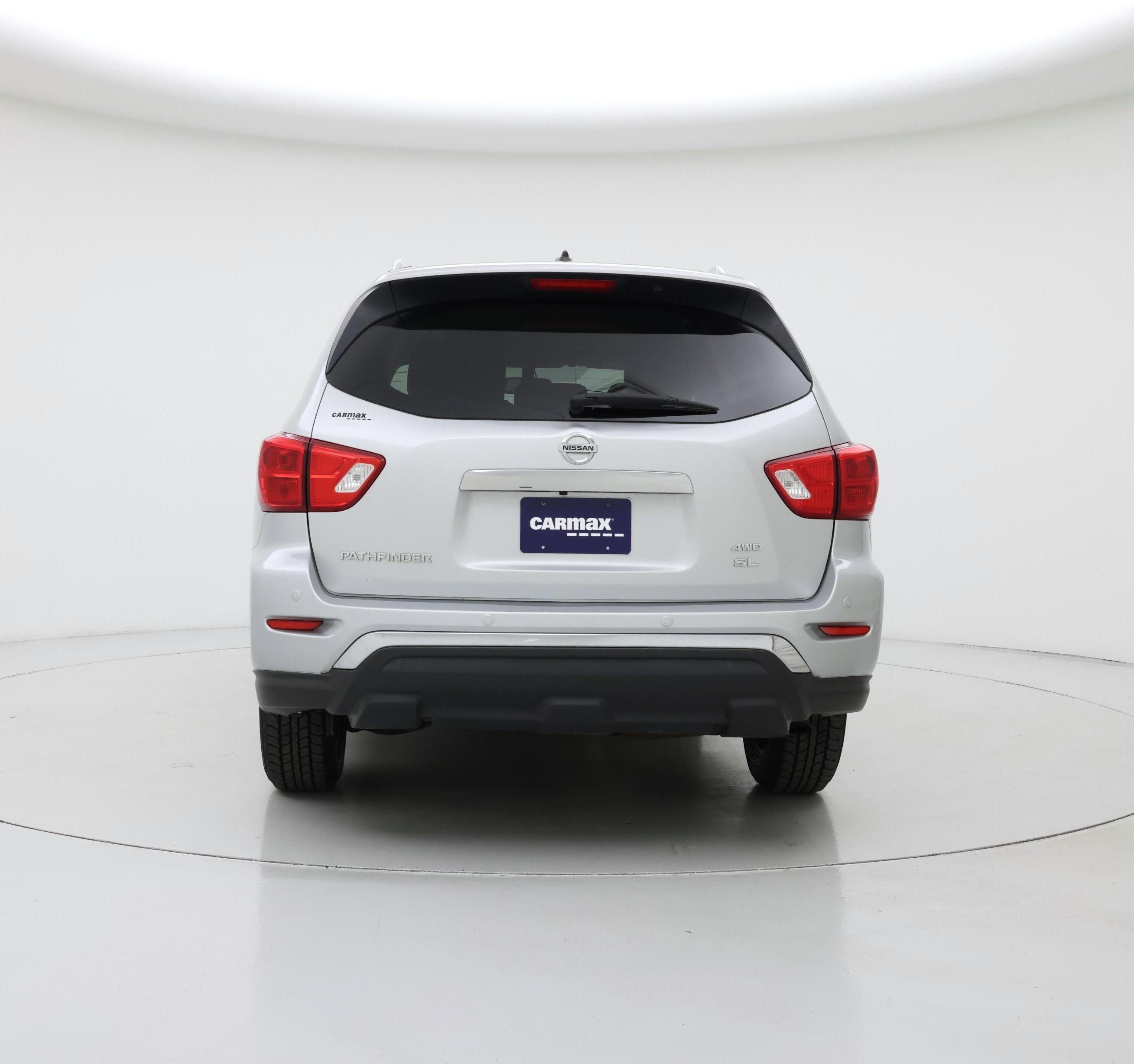 Thumbnail: 2017 Nissan Pathfinder - 6