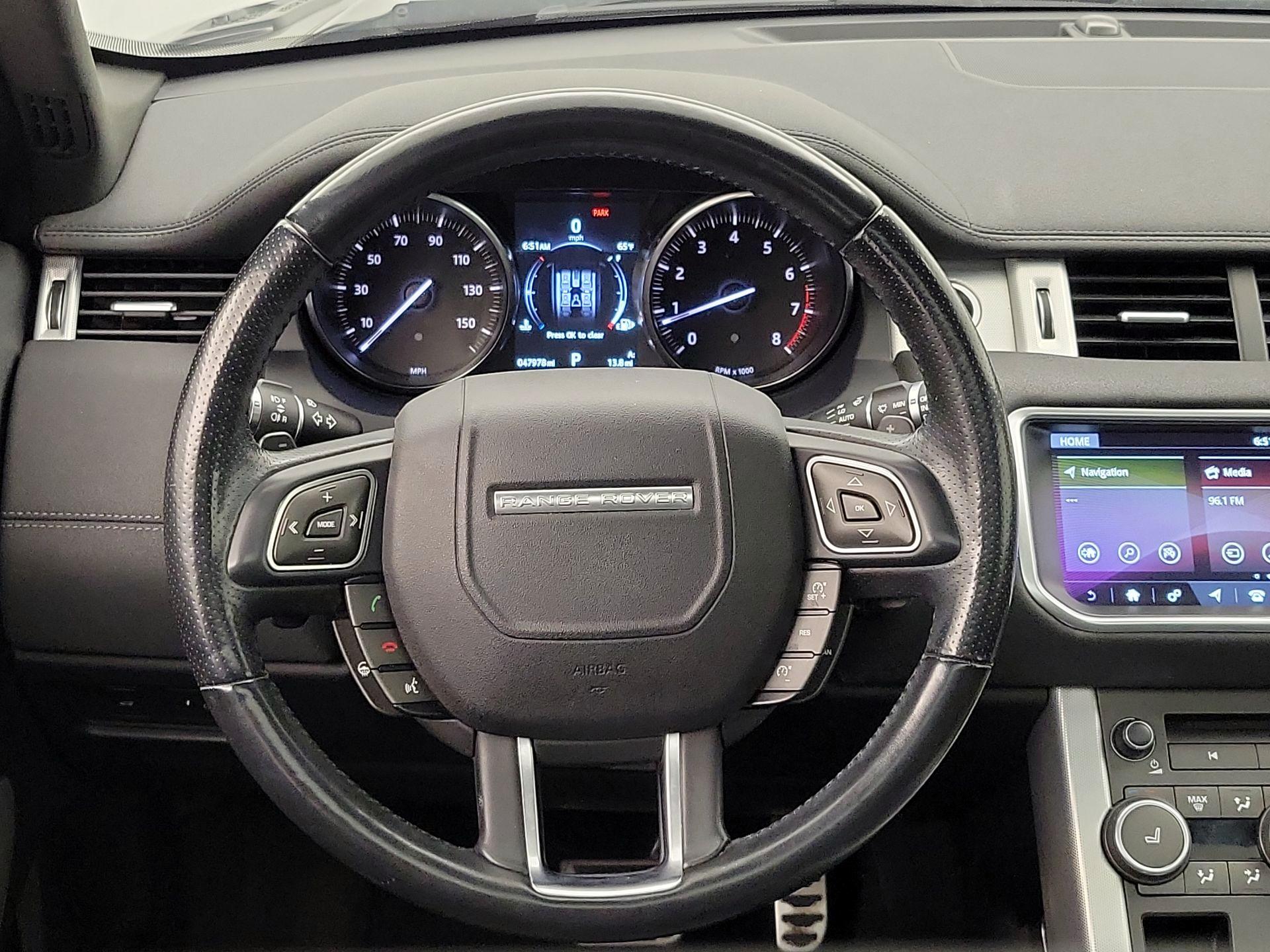 Thumbnail: 2017 Land Rover Range Rover Evoque - 10