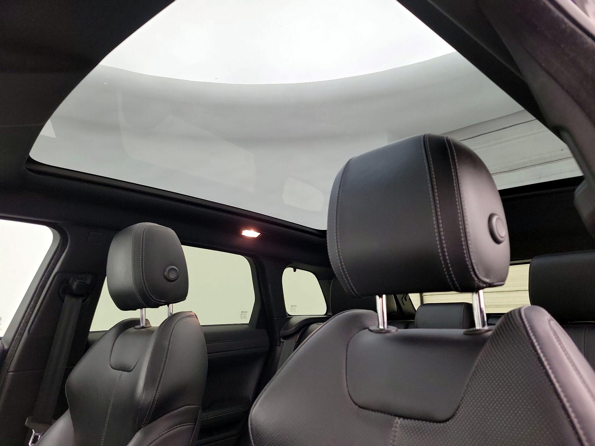 Thumbnail: 2017 Land Rover Range Rover Evoque - 19