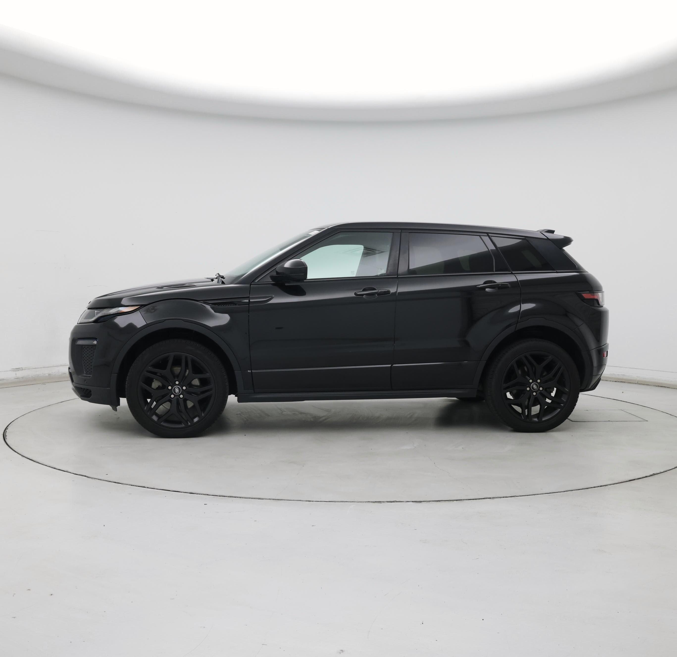 Thumbnail: 2017 Land Rover Range Rover Evoque - 3