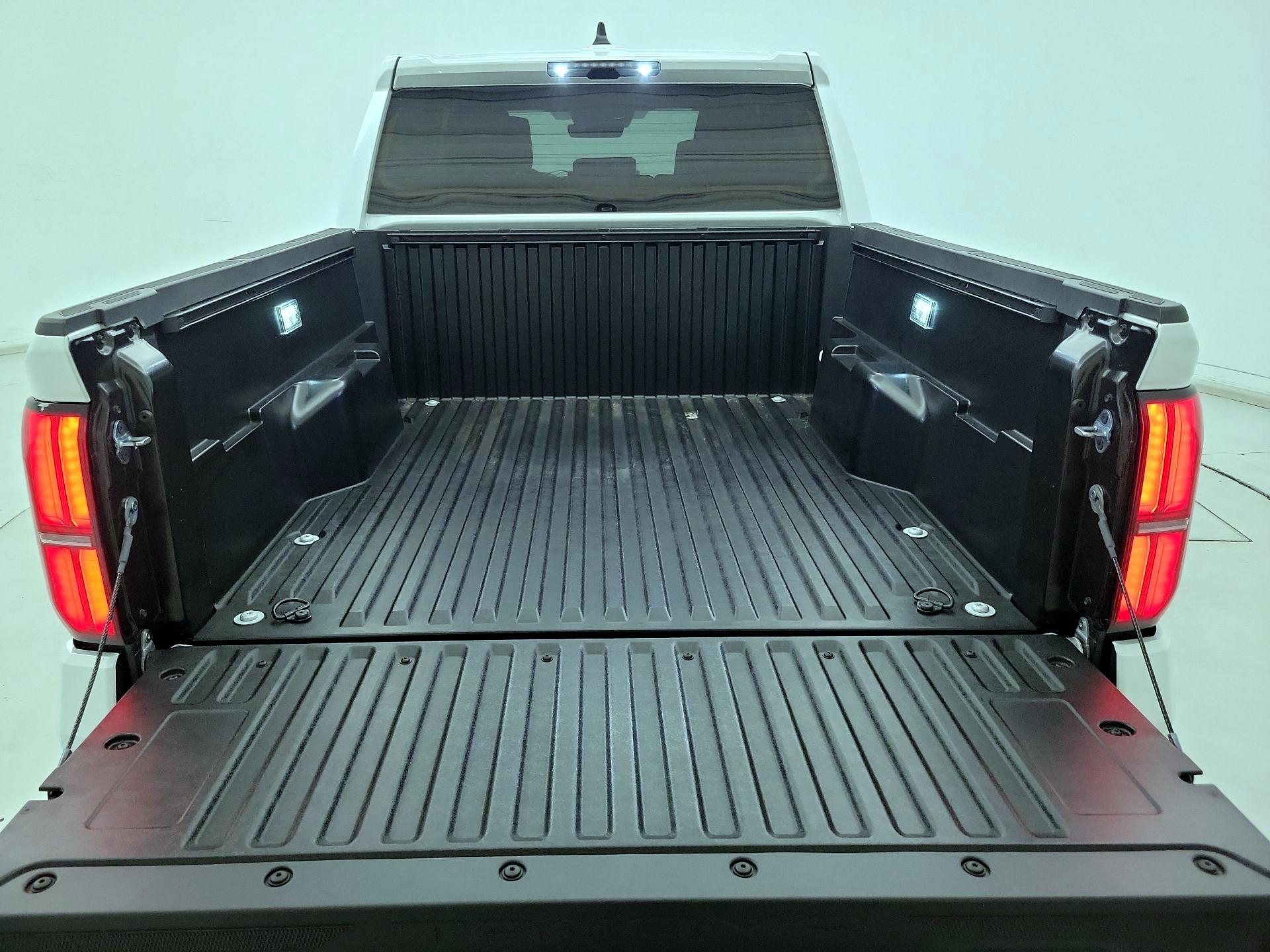 Thumbnail: 2025 Toyota Tacoma - 20