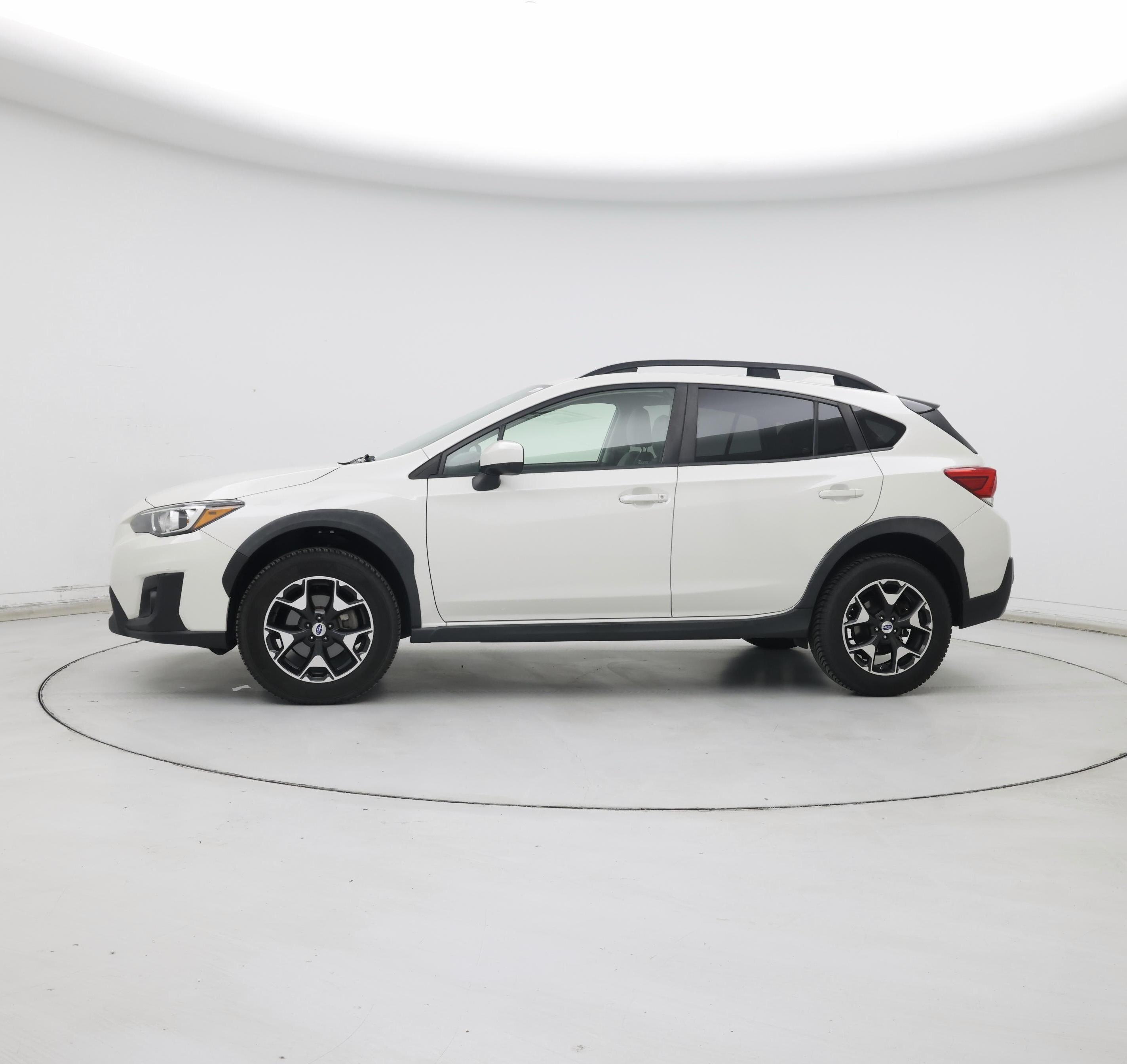 Thumbnail: 2018 Subaru Crosstrek - 3