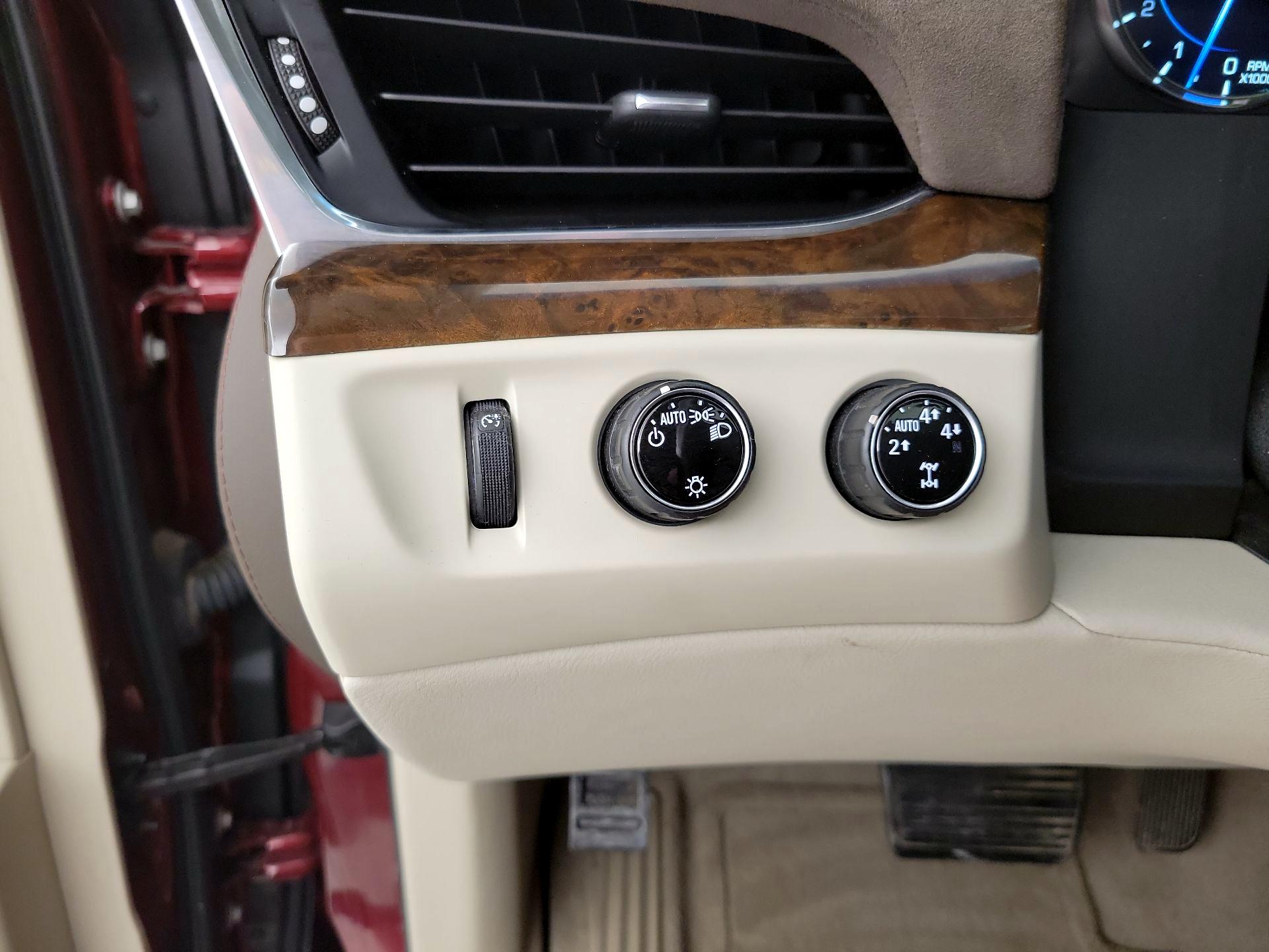 Thumbnail: 2016 Cadillac Escalade - 13