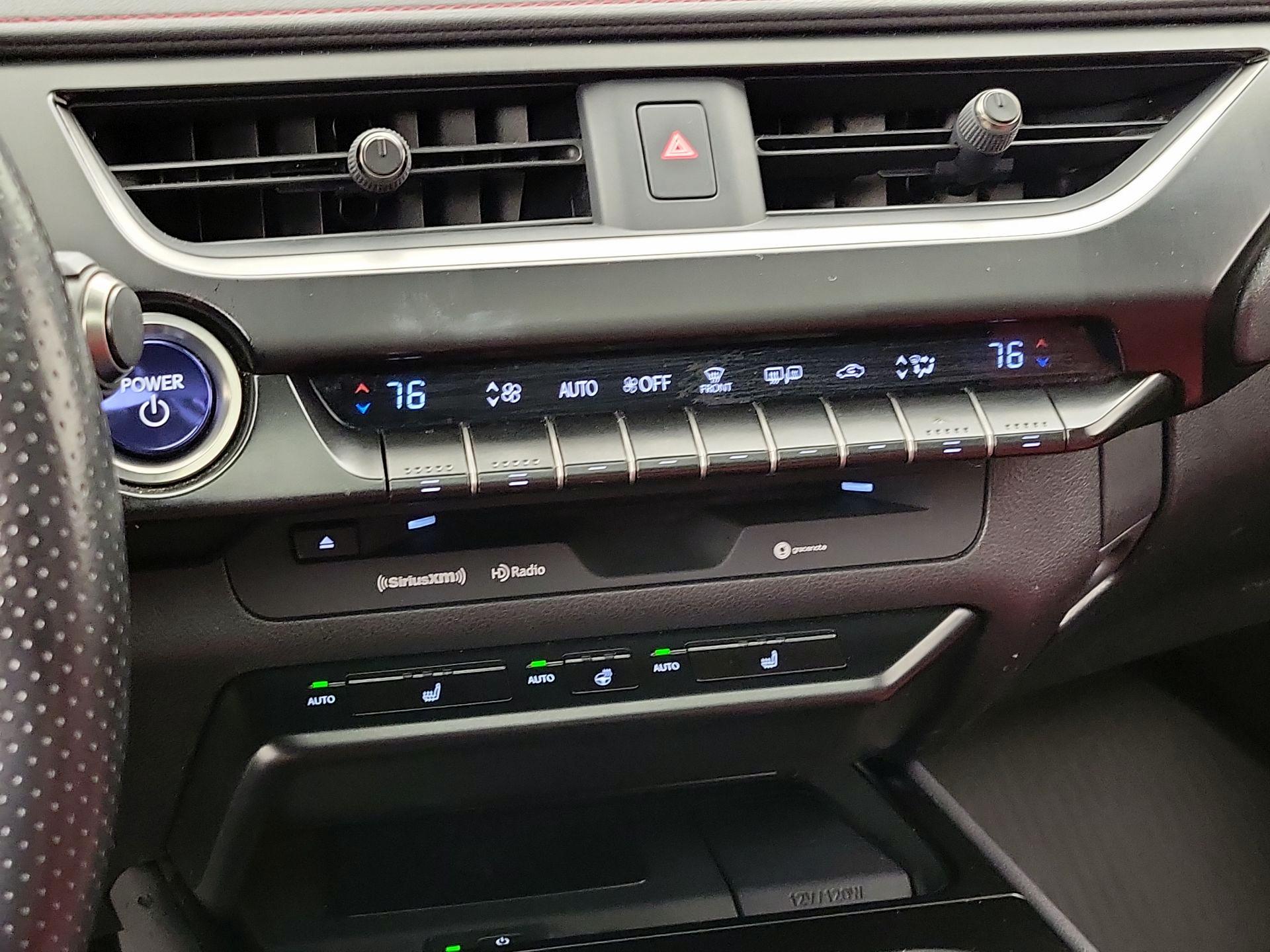 Thumbnail: 2022 Lexus UX - 16