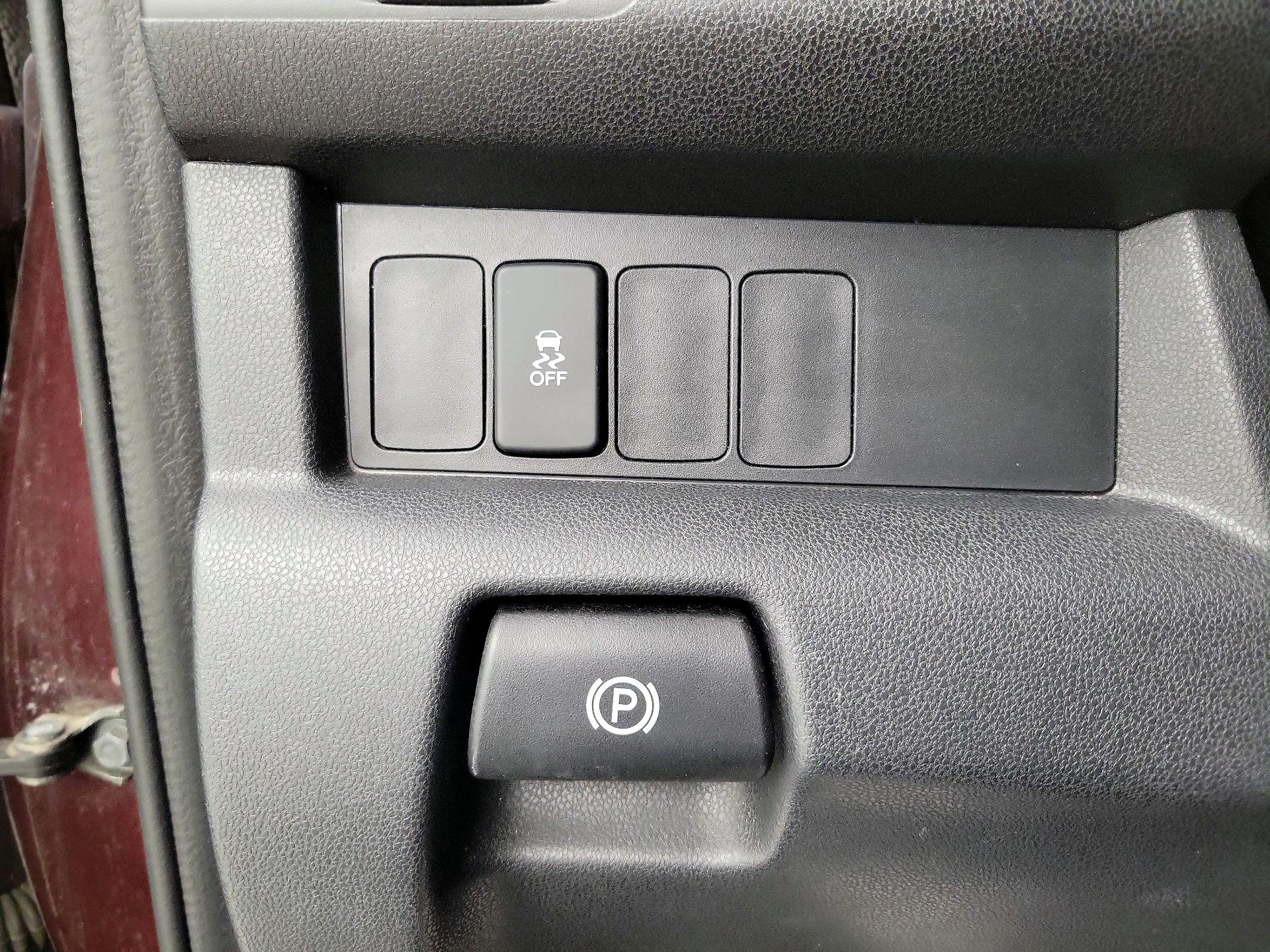 Thumbnail: 2015 Honda Pilot - 13