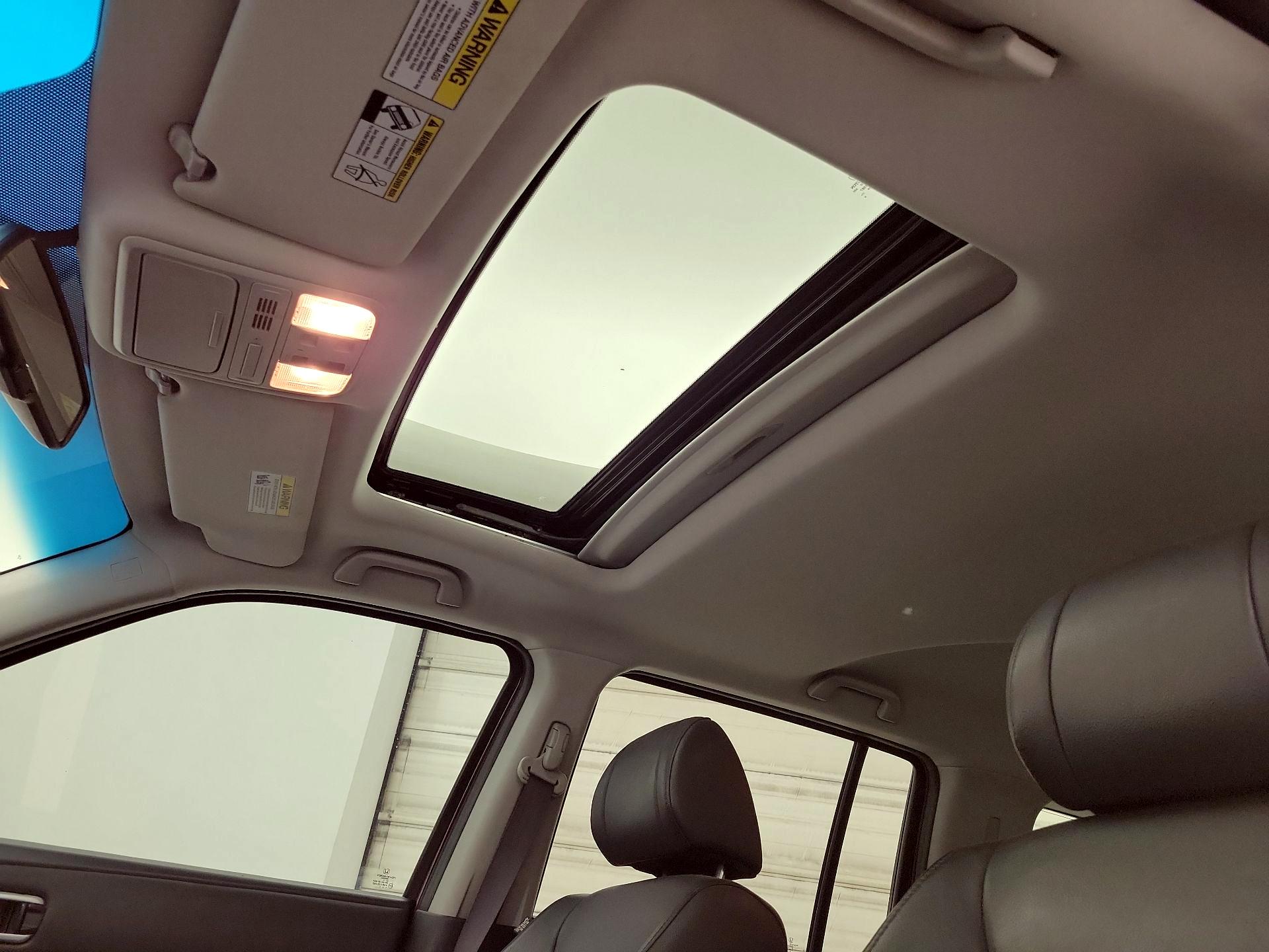 Thumbnail: 2015 Honda Pilot - 18