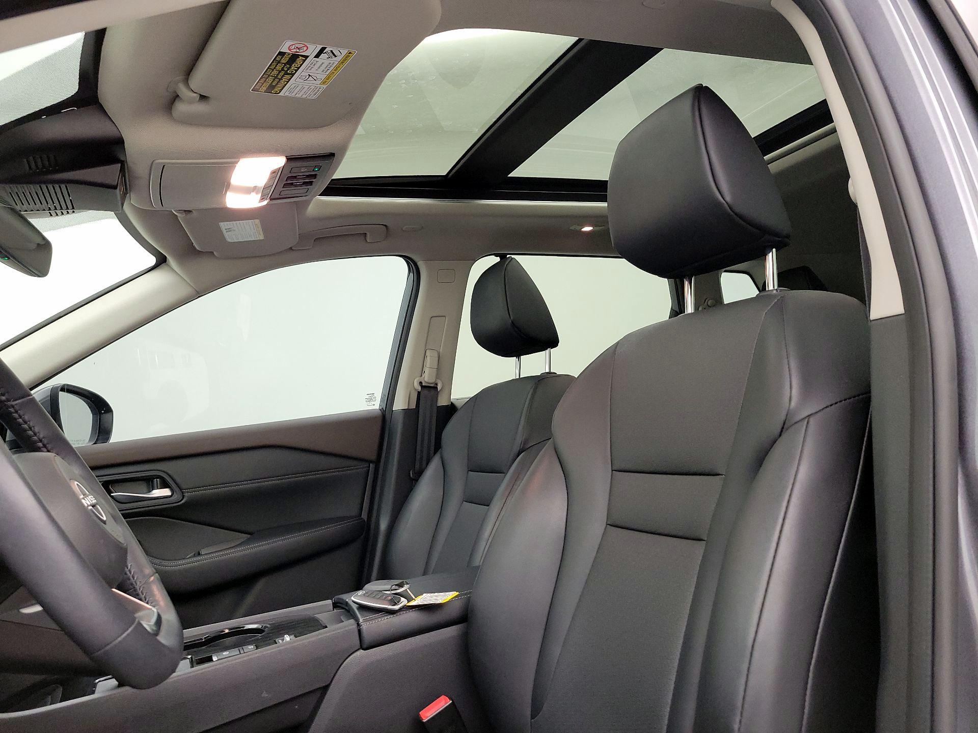 Thumbnail: 2023 Nissan Rogue - 19