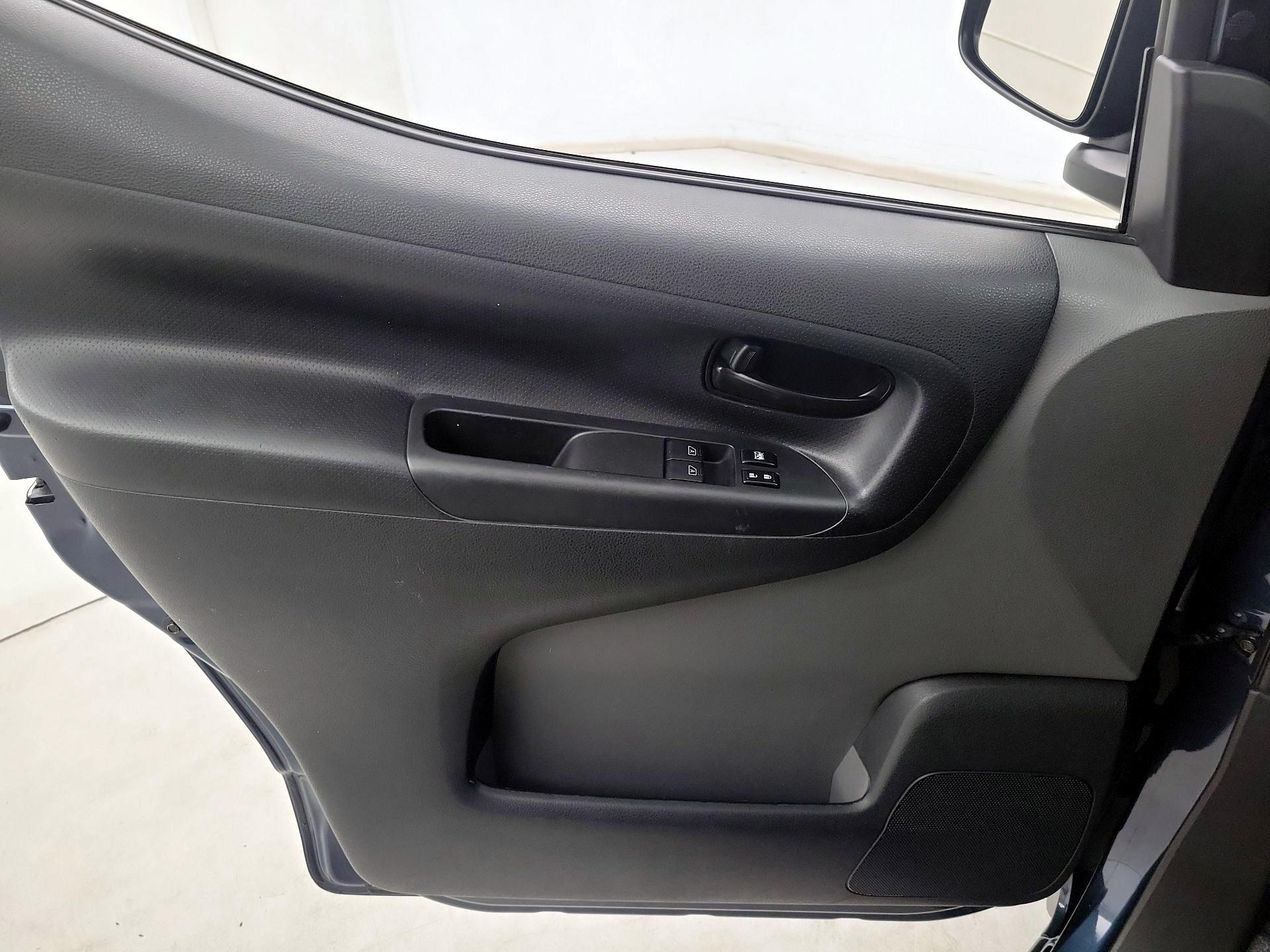 Thumbnail: 2017 Nissan NV200 - 12
