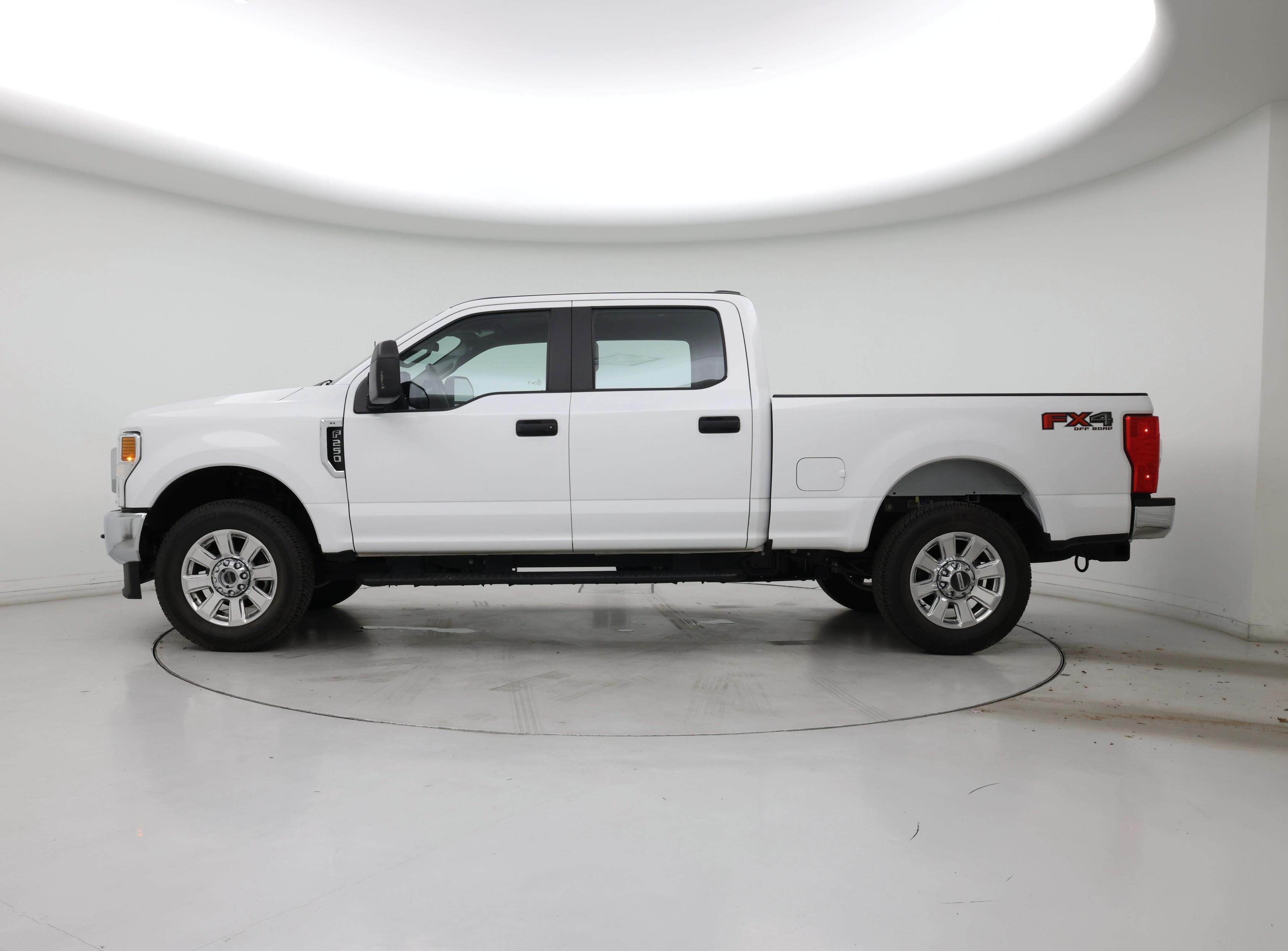 Thumbnail: 2021 Ford F-250 - 3