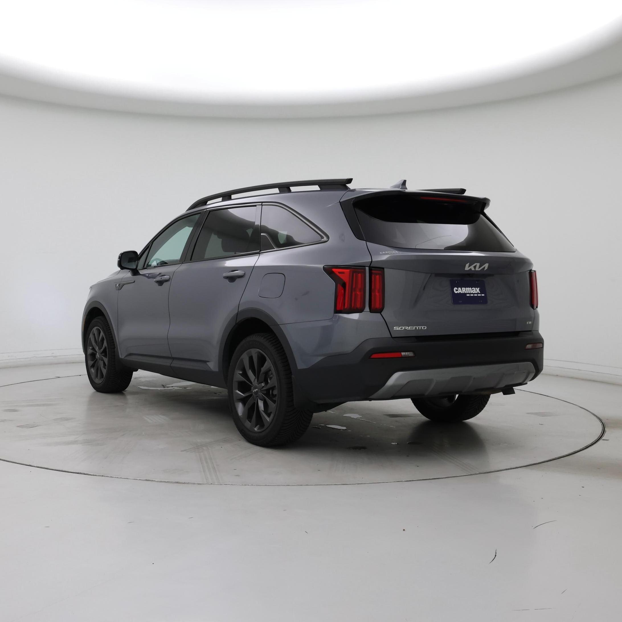 Thumbnail: 2023 Kia Sorento - 2