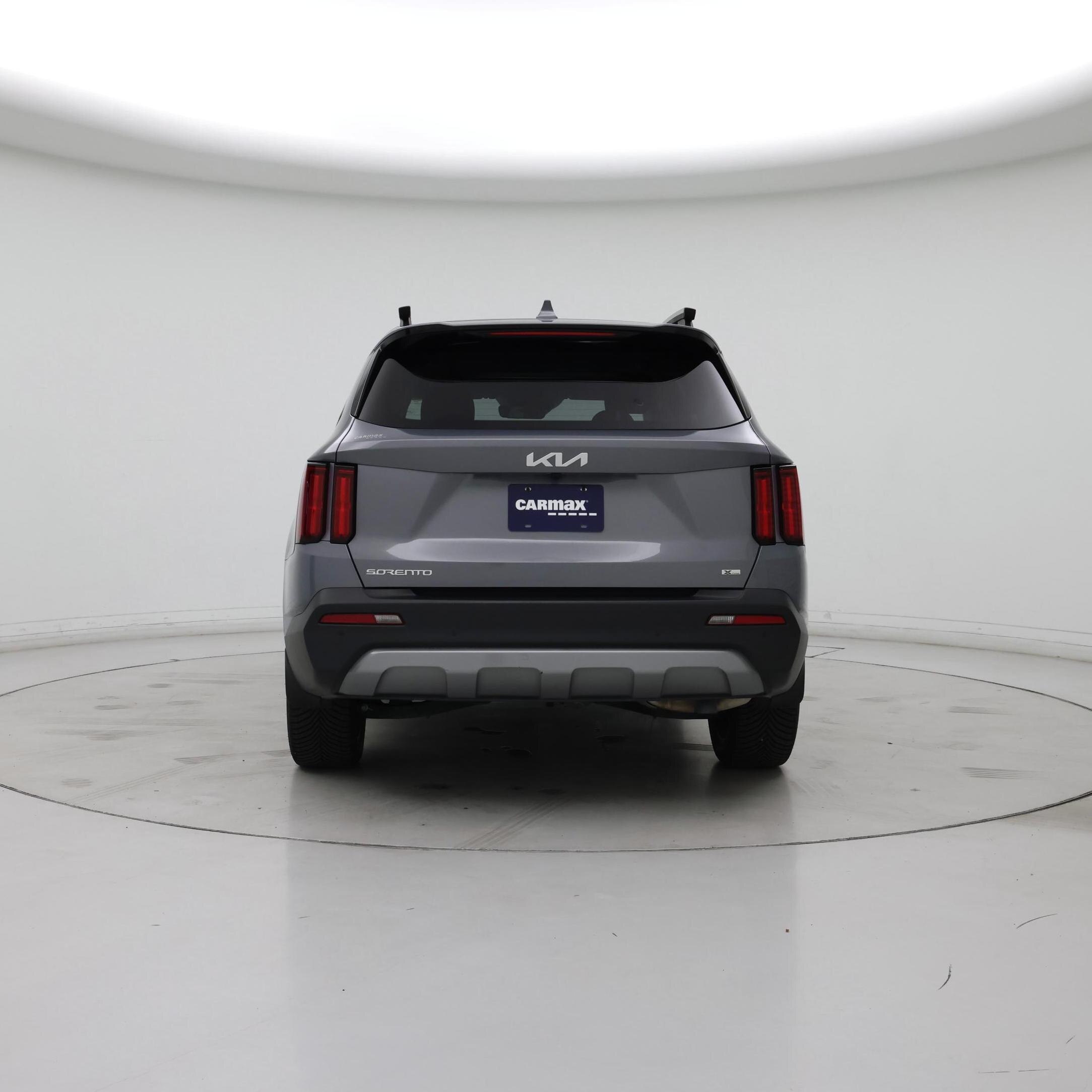 Thumbnail: 2023 Kia Sorento - 6