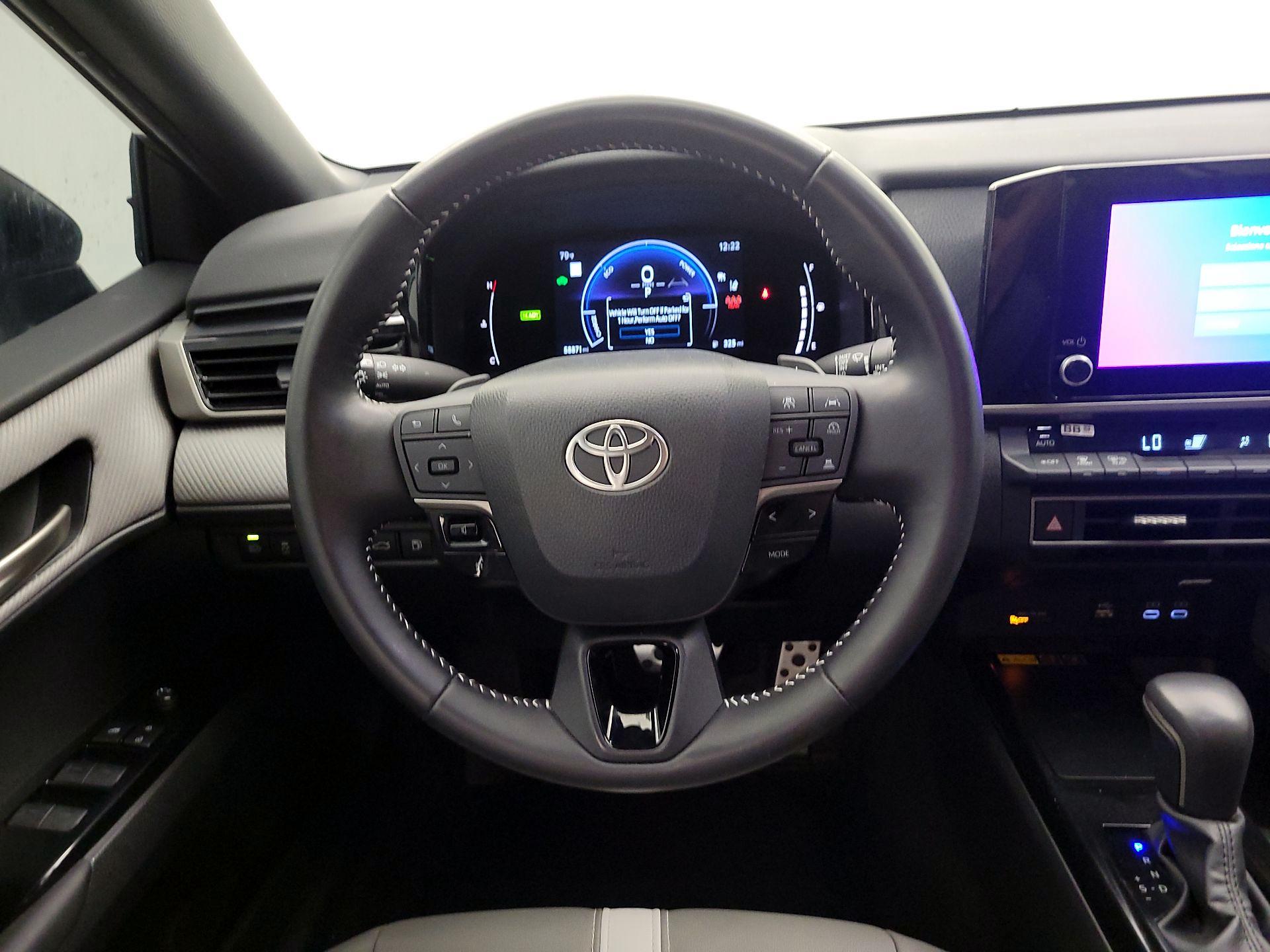 Thumbnail: 2025 Toyota Camry - 10