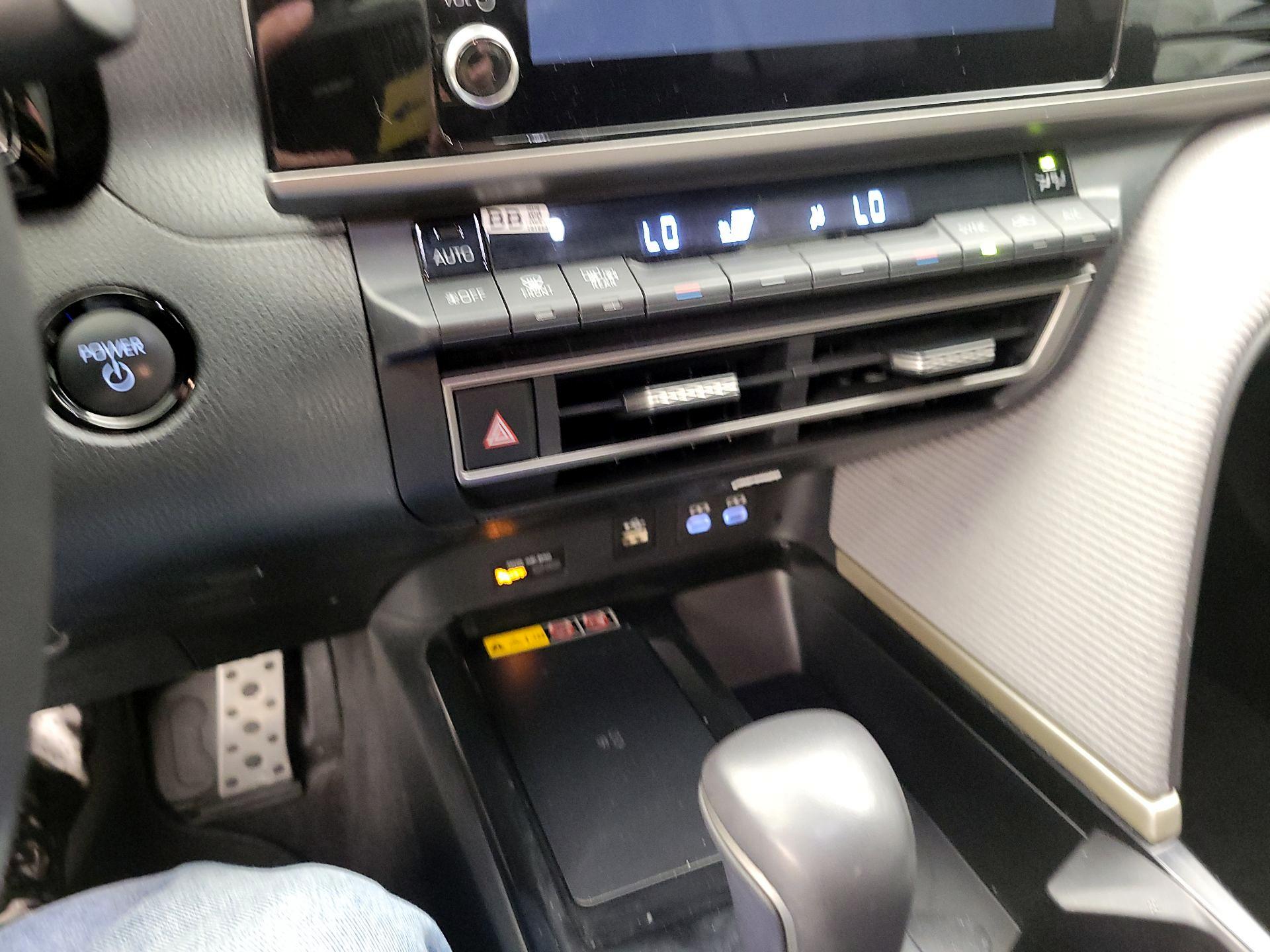 Thumbnail: 2025 Toyota Camry - 14