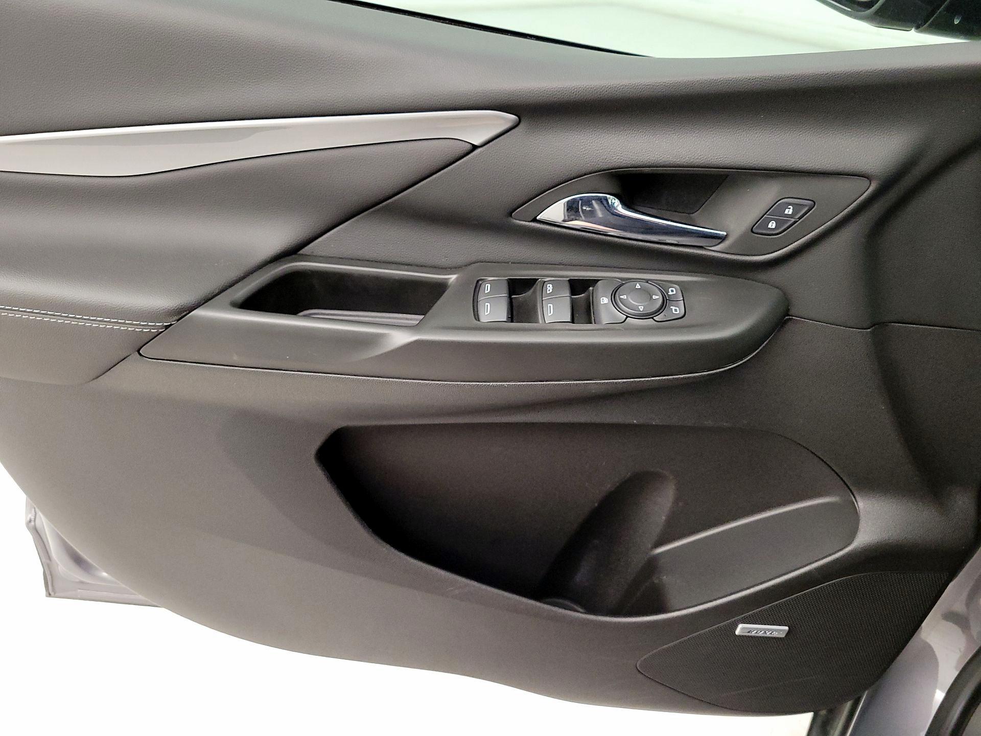 Thumbnail: 2023 Chevrolet Bolt EV - 12