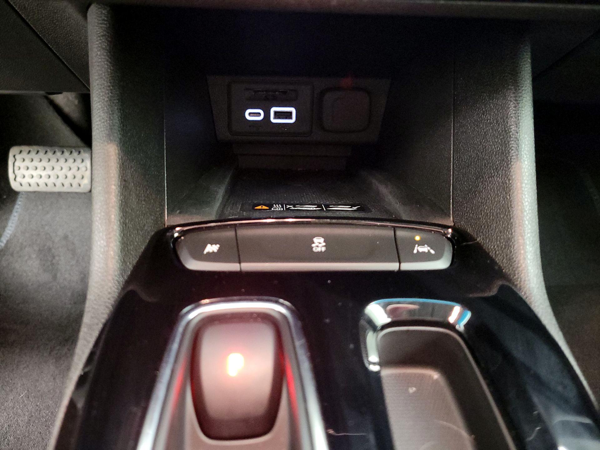 Thumbnail: 2023 Chevrolet Bolt EV - 18